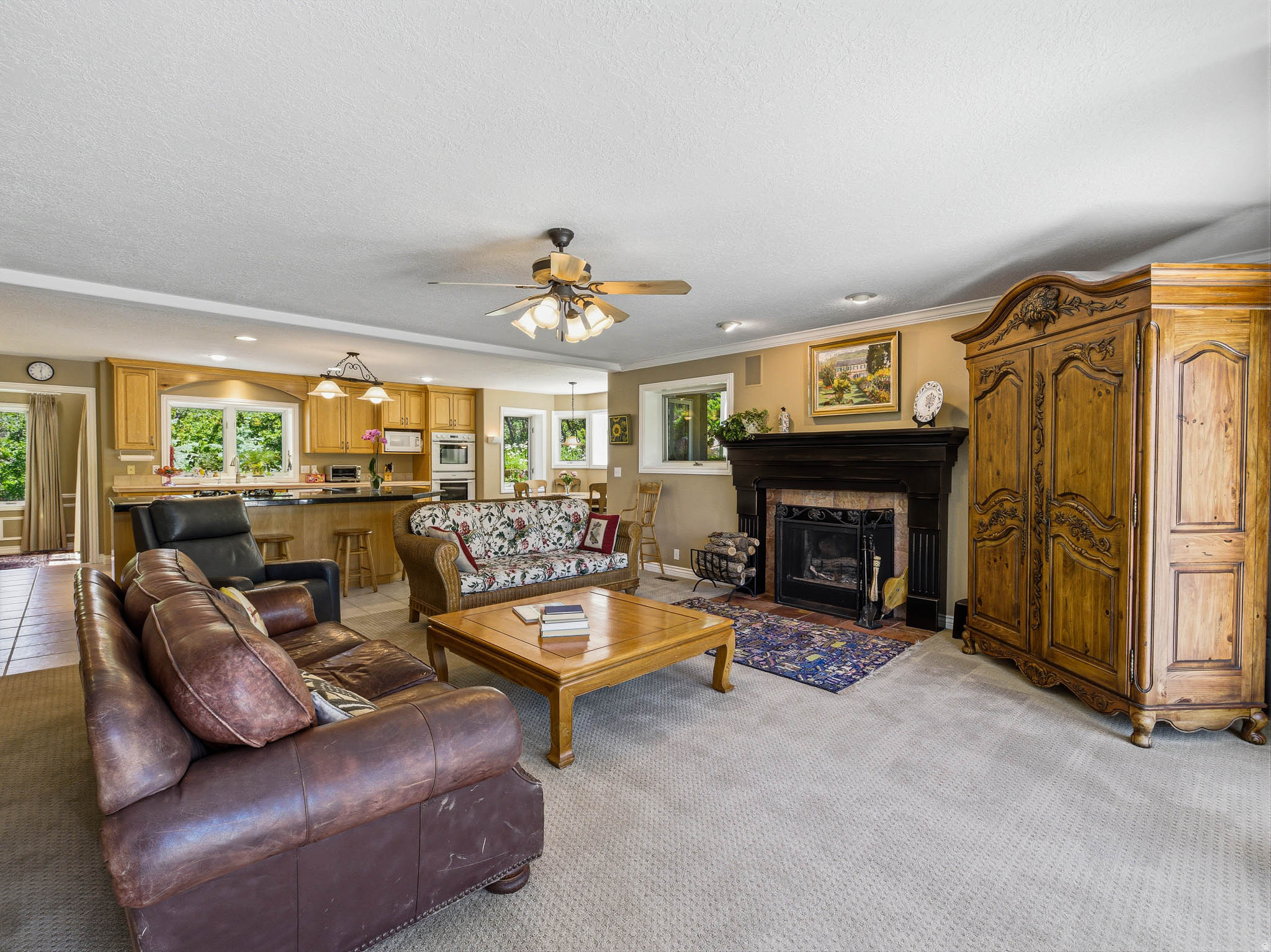 EMIGRATION OAKS - Residential