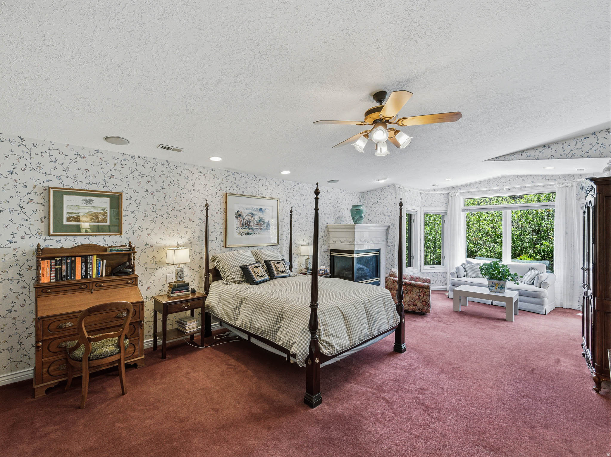 EMIGRATION OAKS - Residential