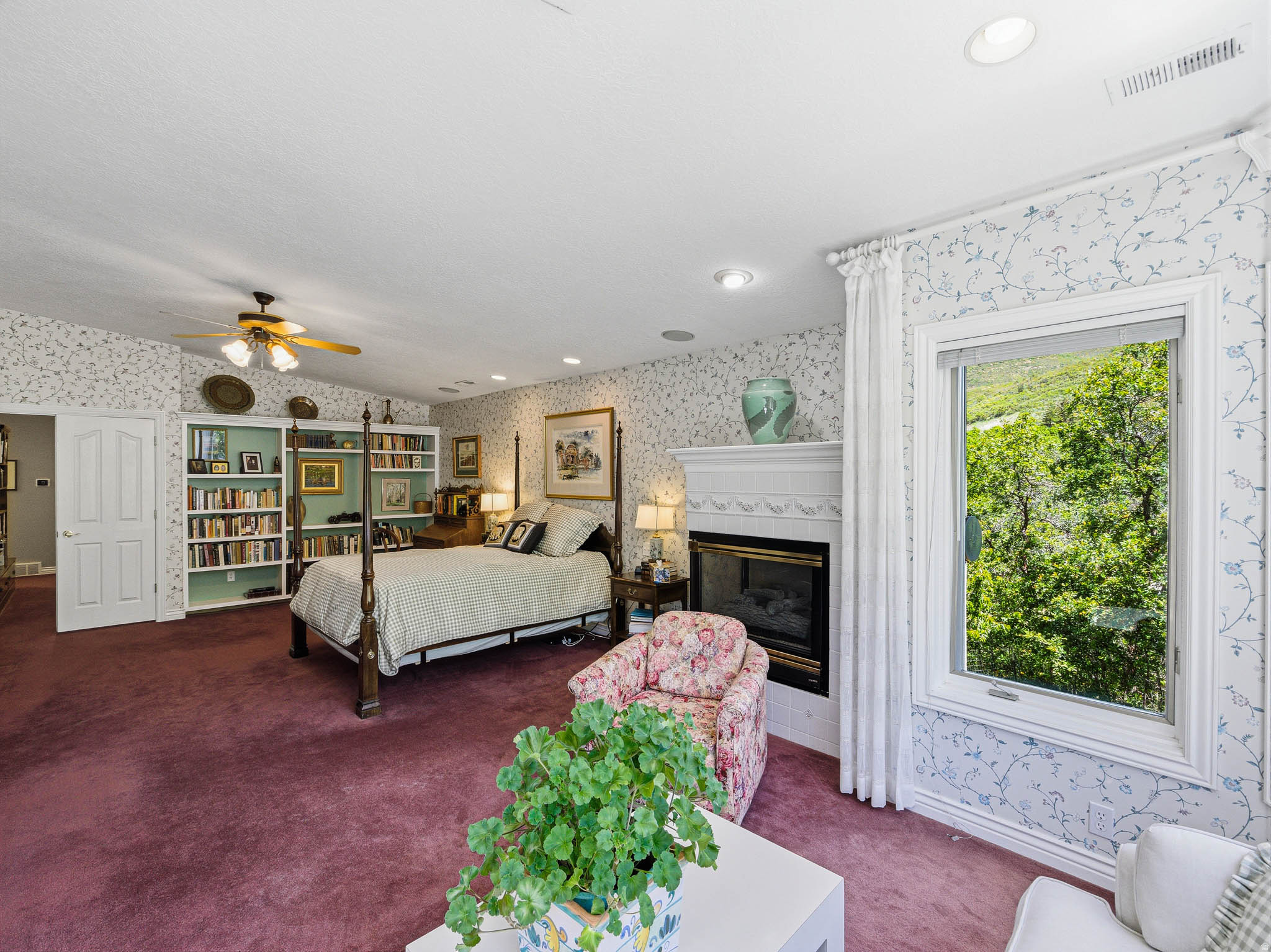 EMIGRATION OAKS - Residential
