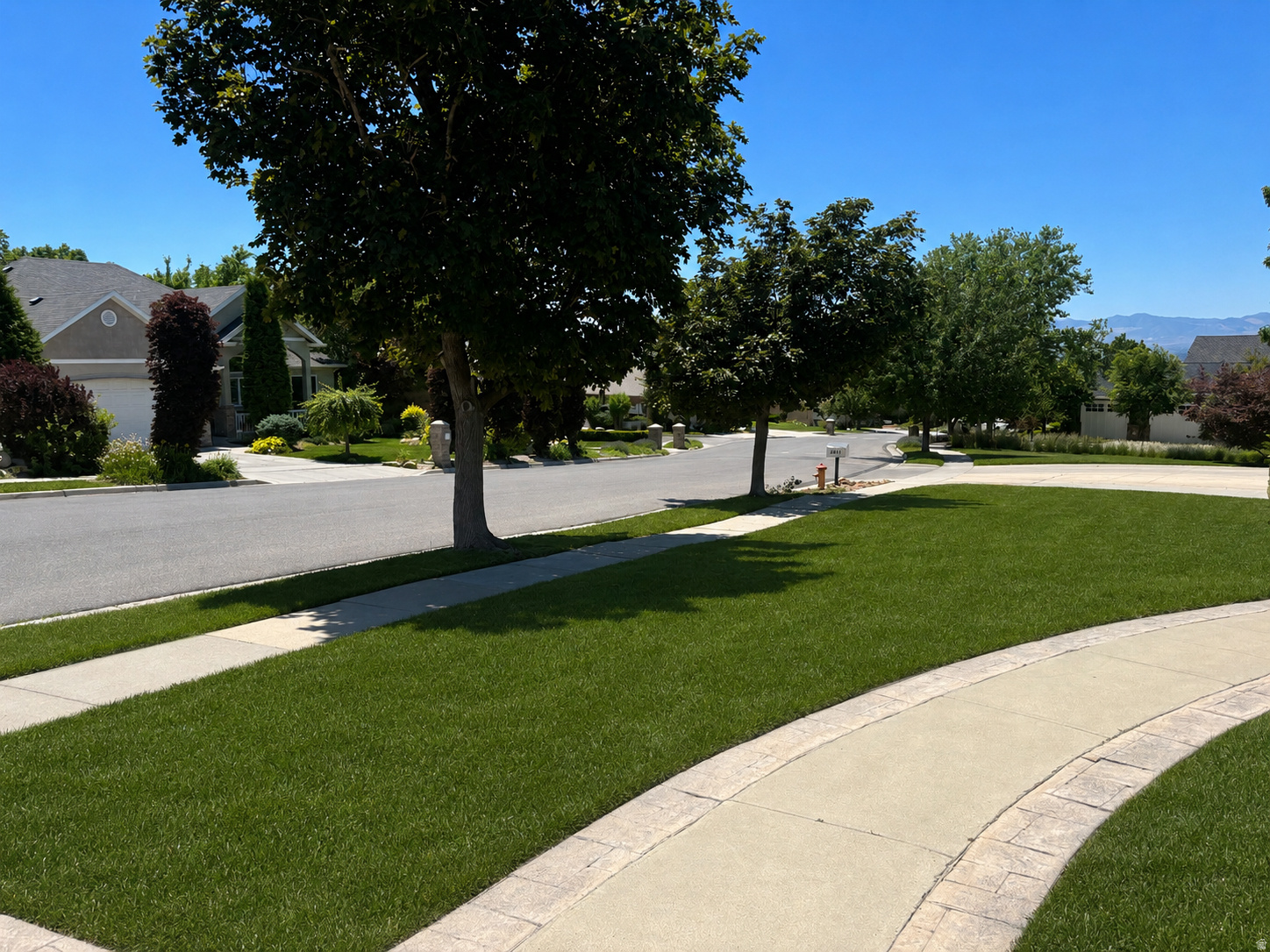 SKYLINE PARK - Residential