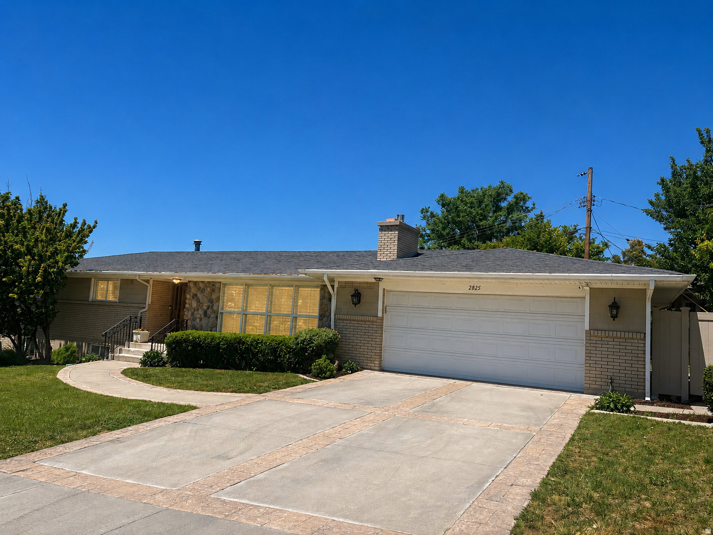 SKYLINE PARK - Residential