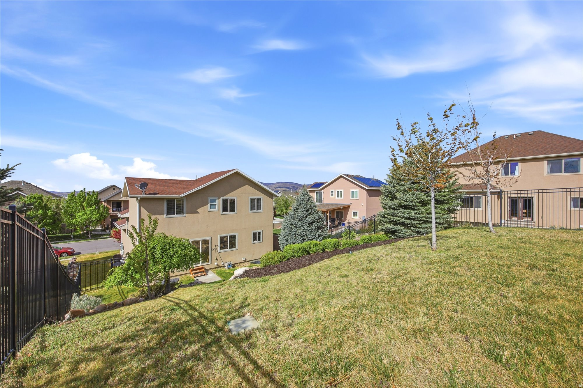 HUNTER CHASE - Residential