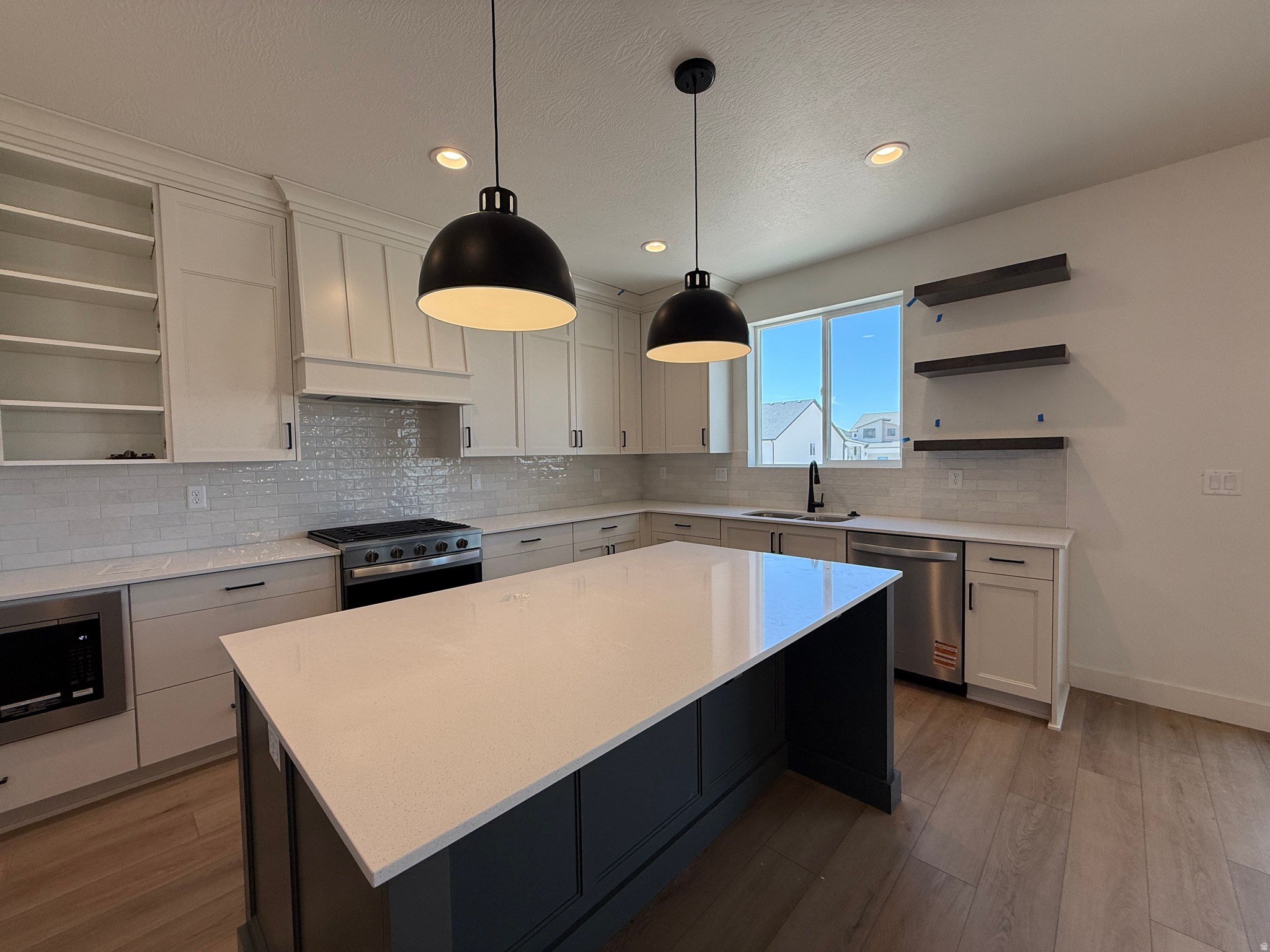 CREEKSIDE AT JDC RANCH - Residential