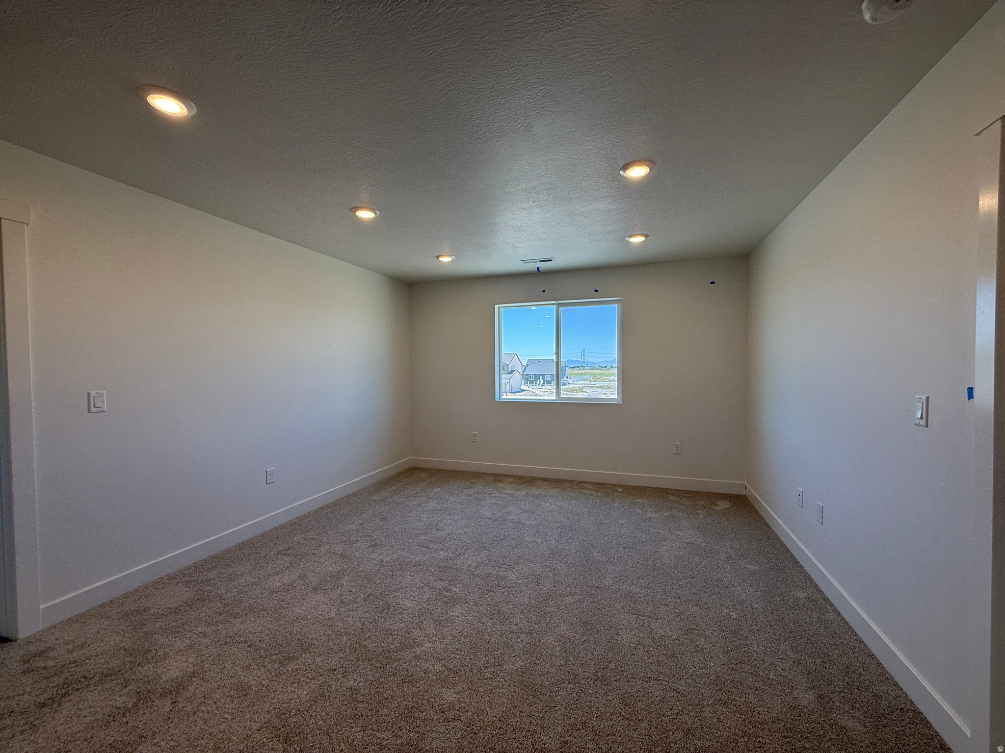 CREEKSIDE AT JDC RANCH - Residential
