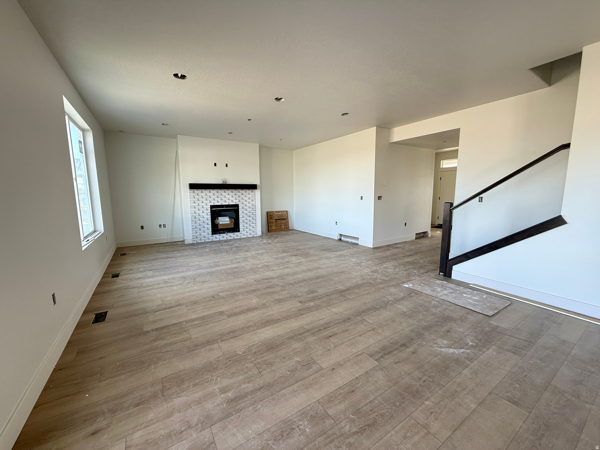 CREEKSIDE AT JDC RANCH - Residential