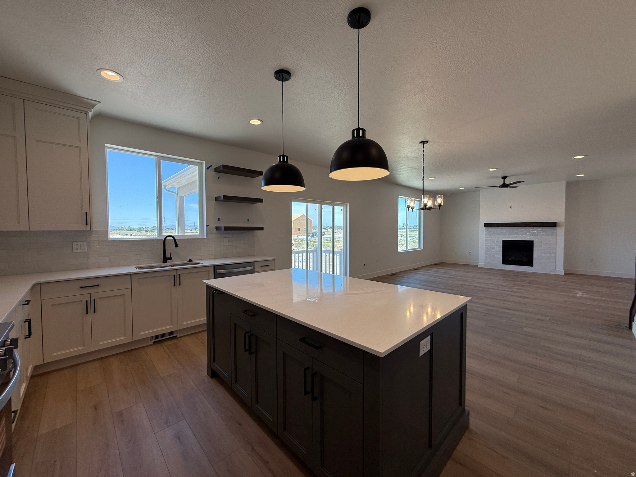 CREEKSIDE AT JDC RANCH - Residential