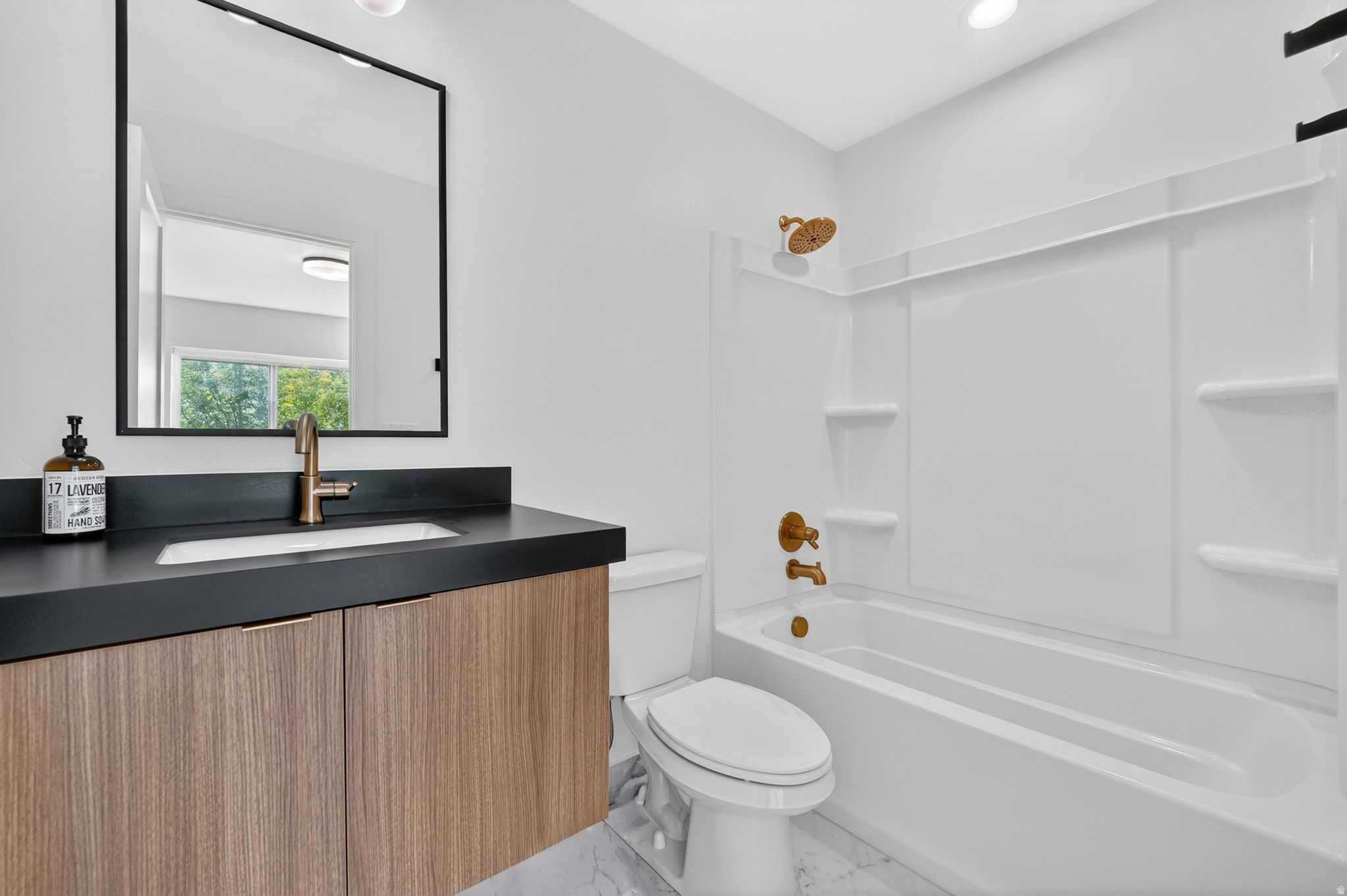 THE MADELYNN - Residential