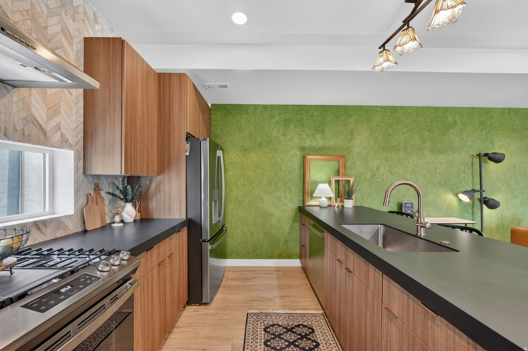 THE MADELYNN - Residential