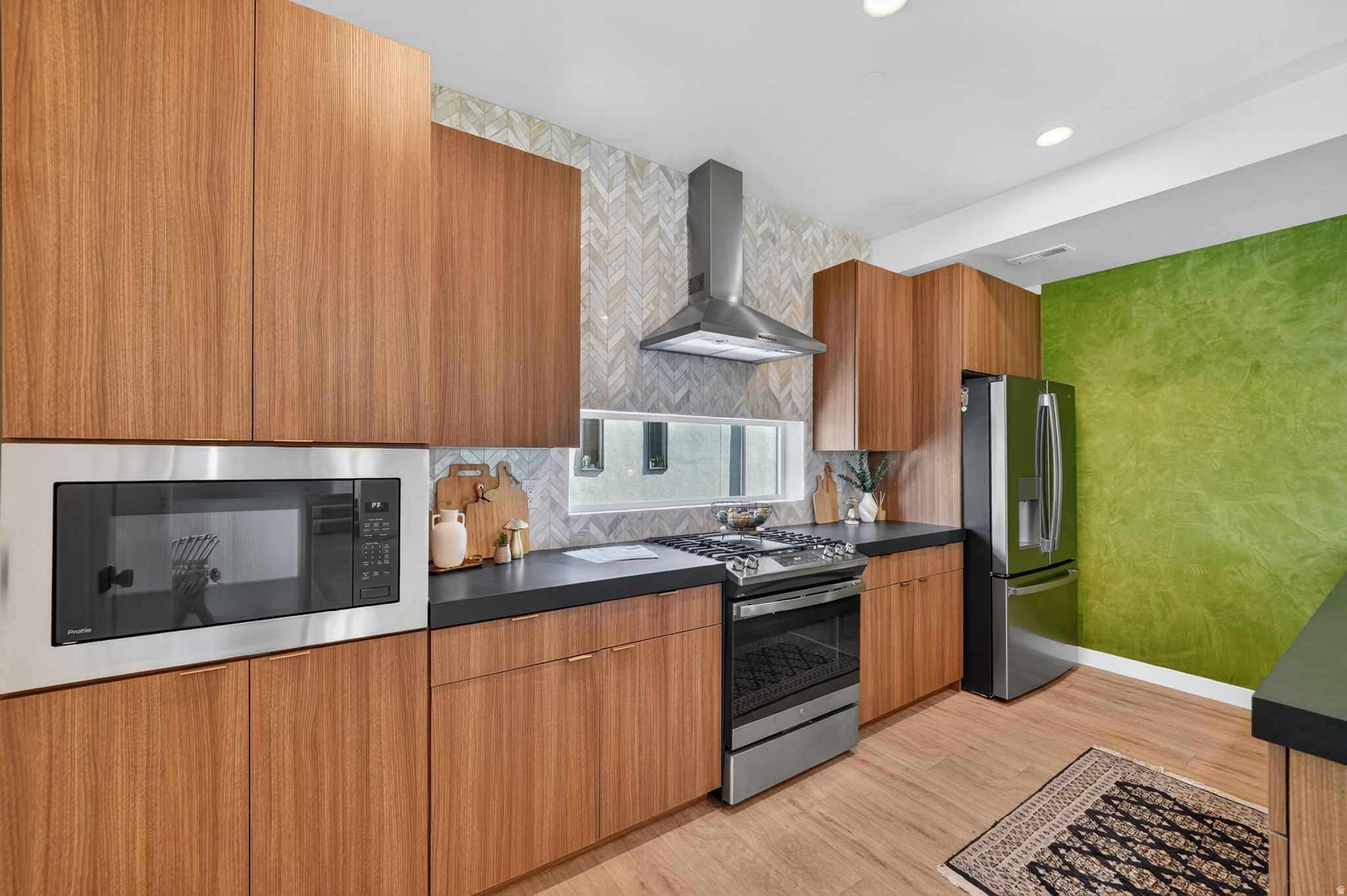 THE MADELYNN - Residential