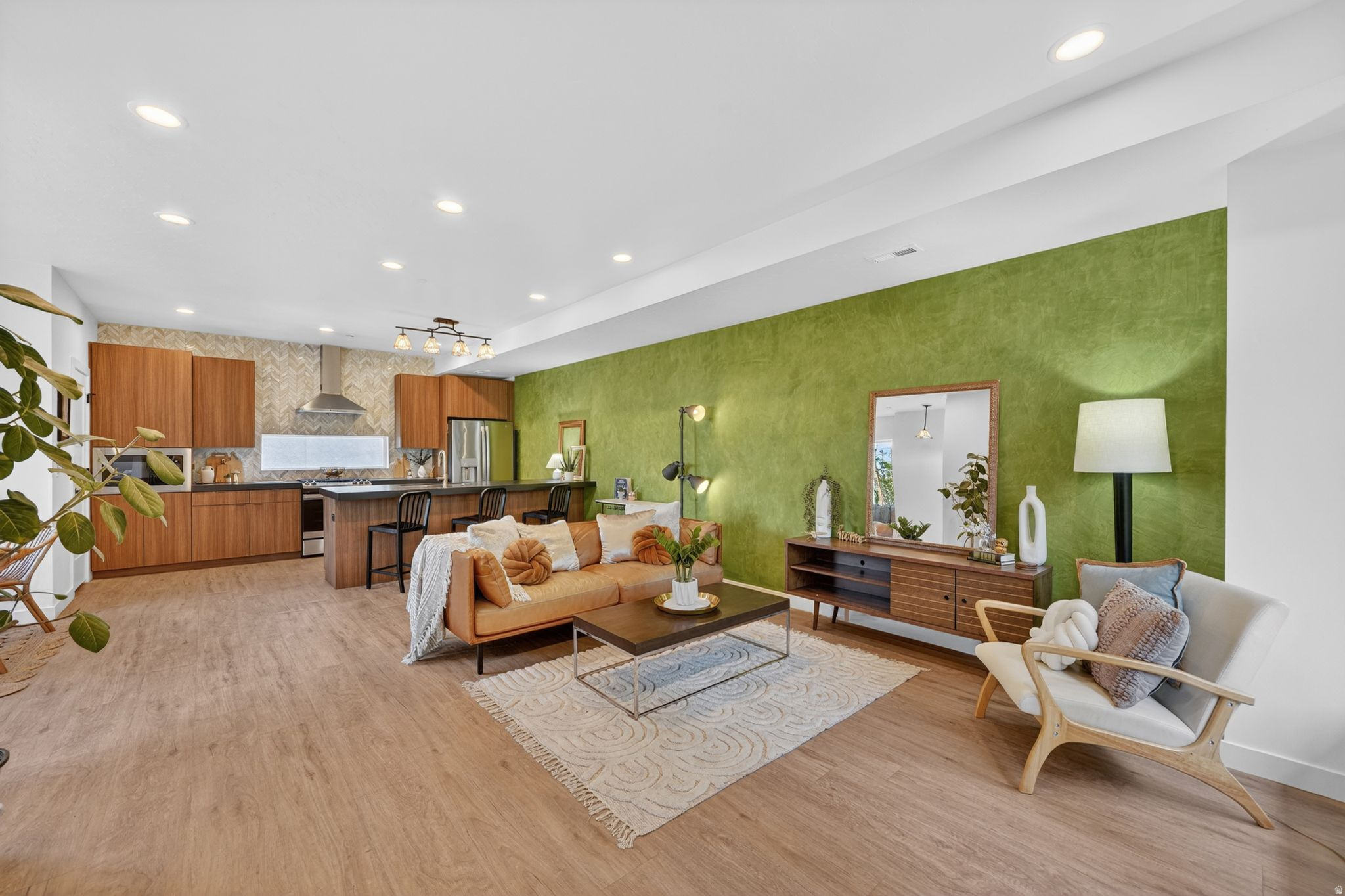 THE MADELYNN - Residential