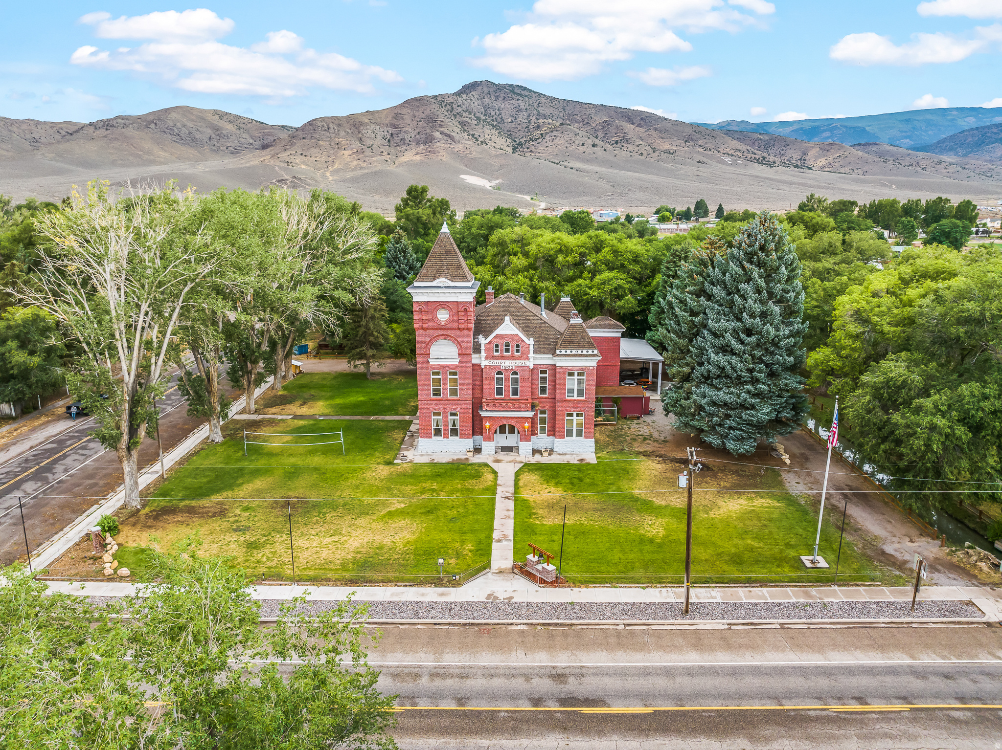 JUNCTION CITY - Residential