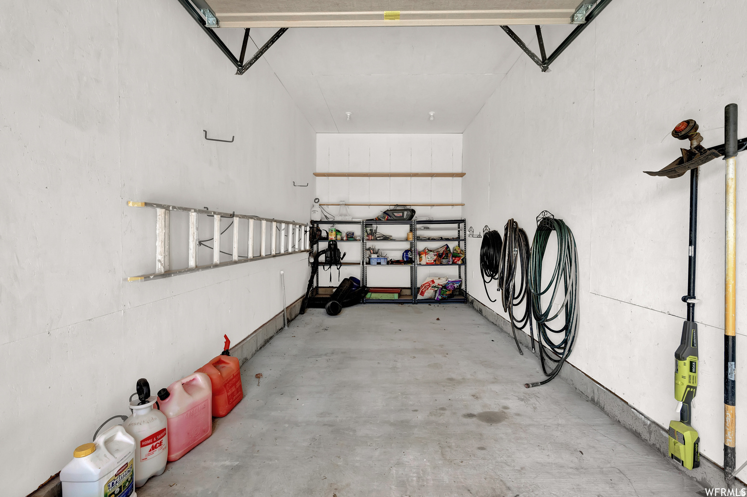 CALLS FORT EST - Residential