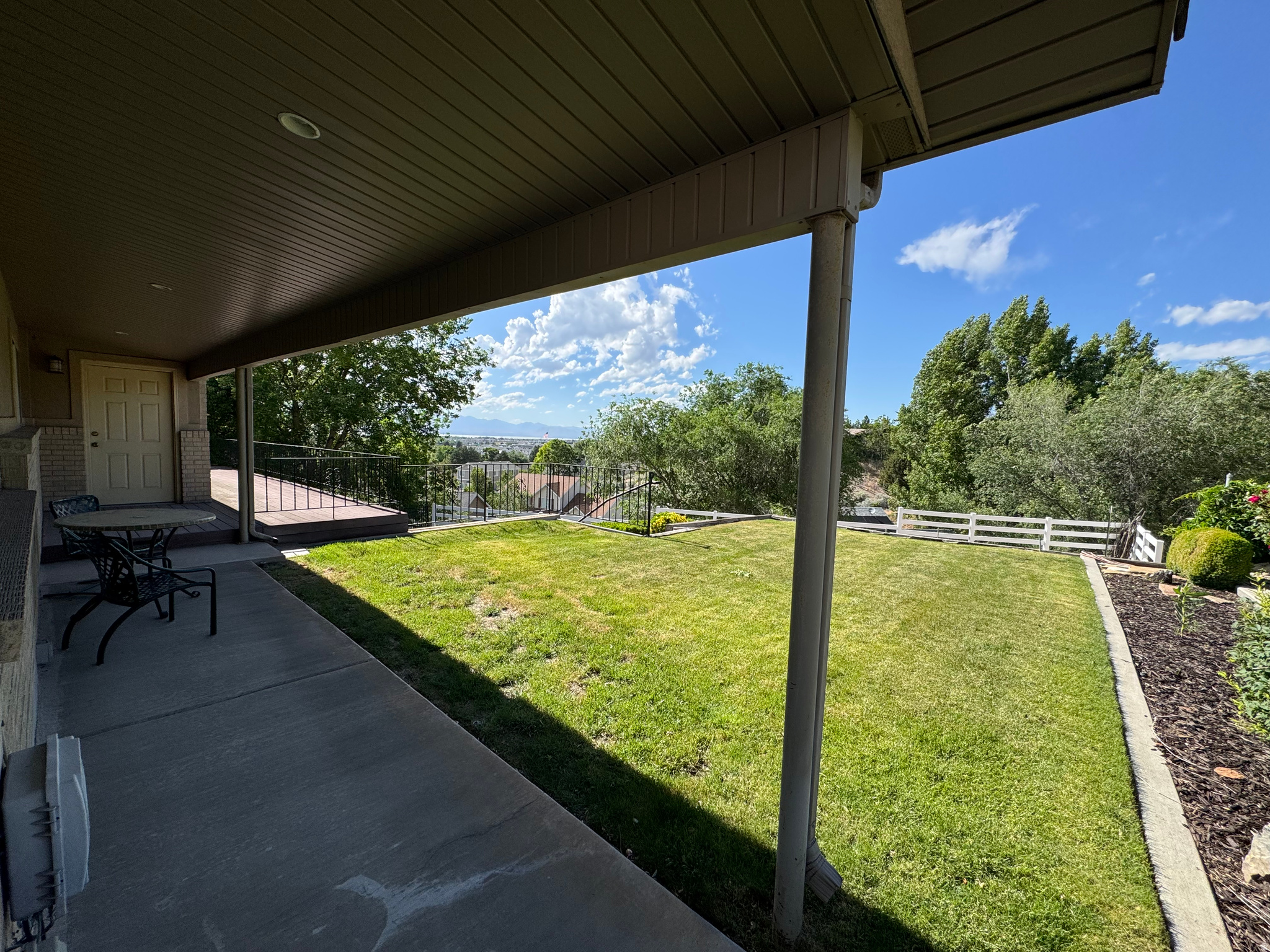 LAKEWOOD VILLAGE - Residential