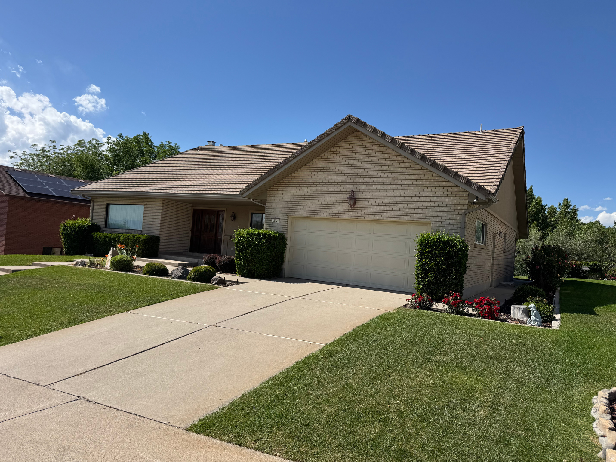 LAKEWOOD VILLAGE - Residential