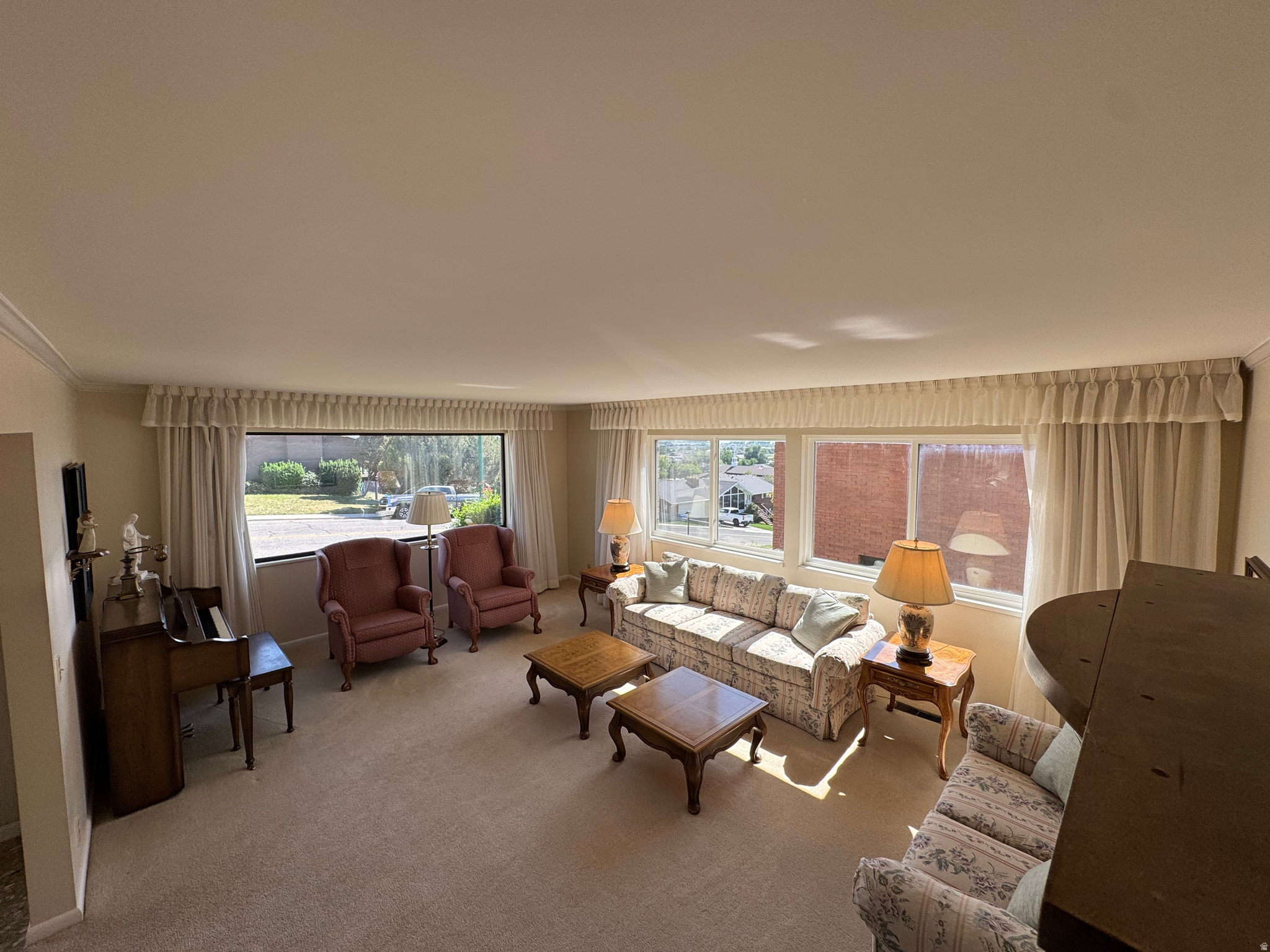 LAKEWOOD VILLAGE - Residential