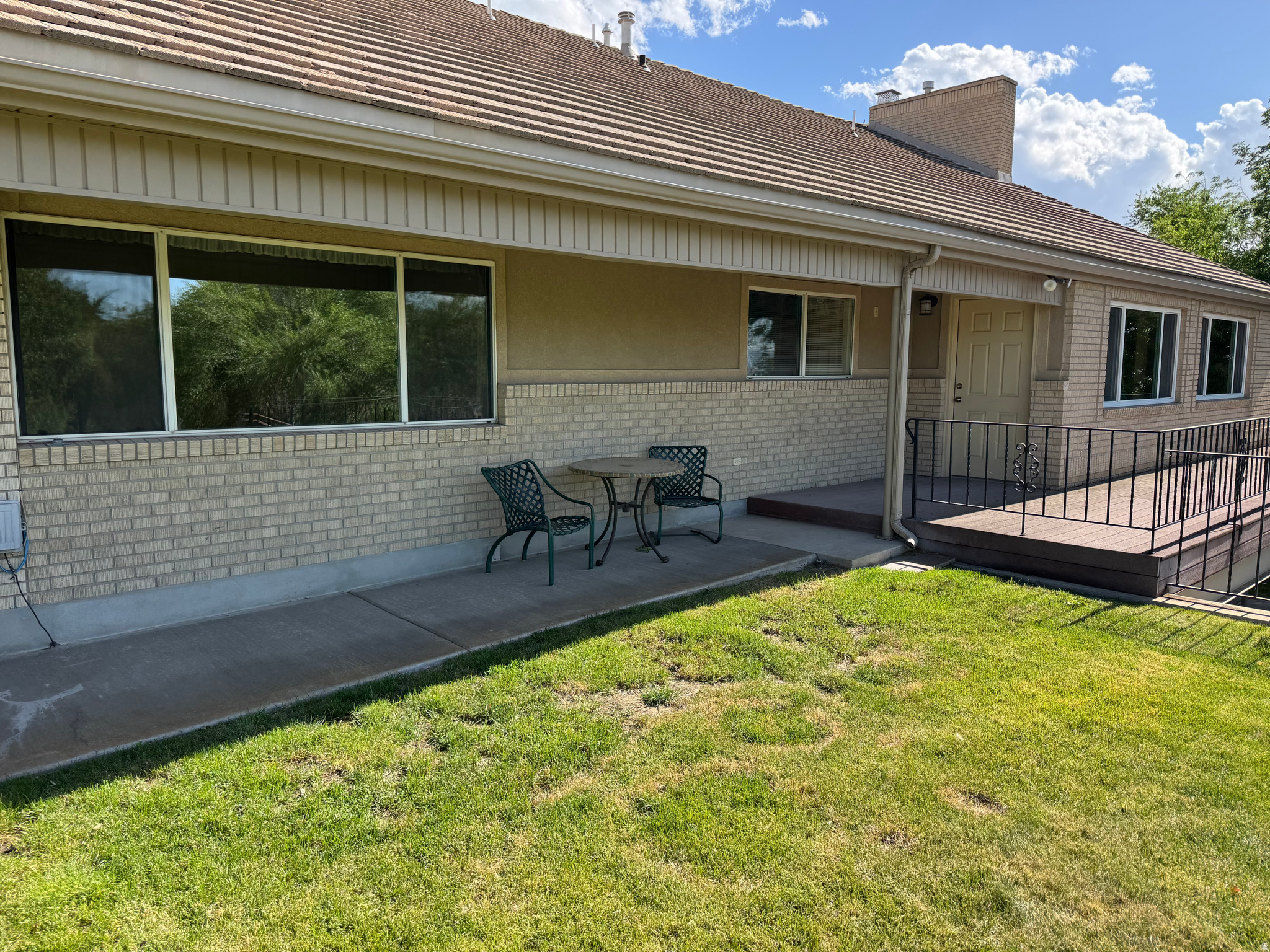 LAKEWOOD VILLAGE - Residential