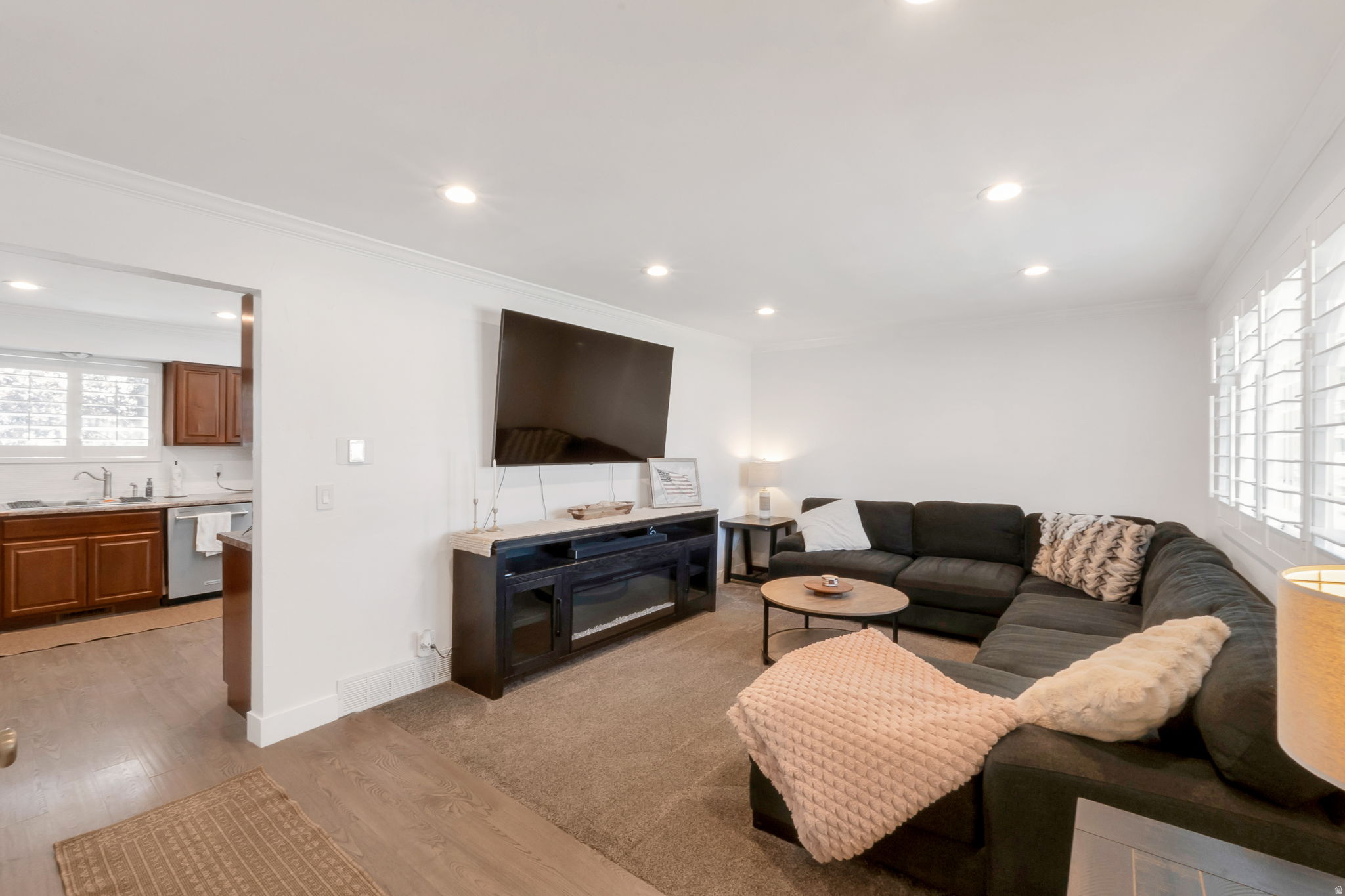 COUNTRY ESTA - Residential