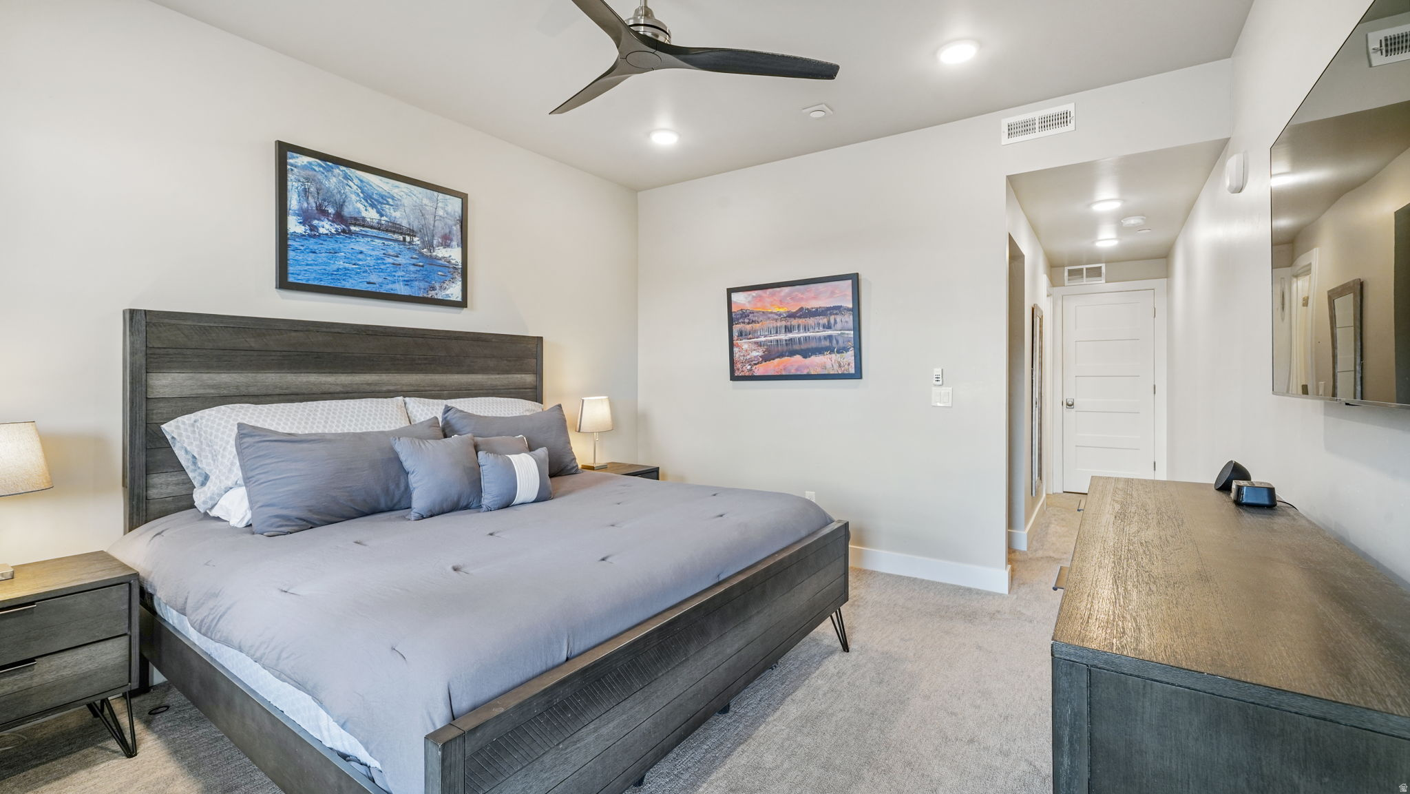 MAYFLOWER LAKESIDE - Residential