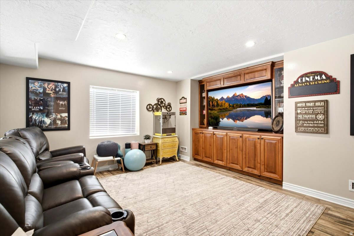 SILVER SPUR RANCHETTS - Residential