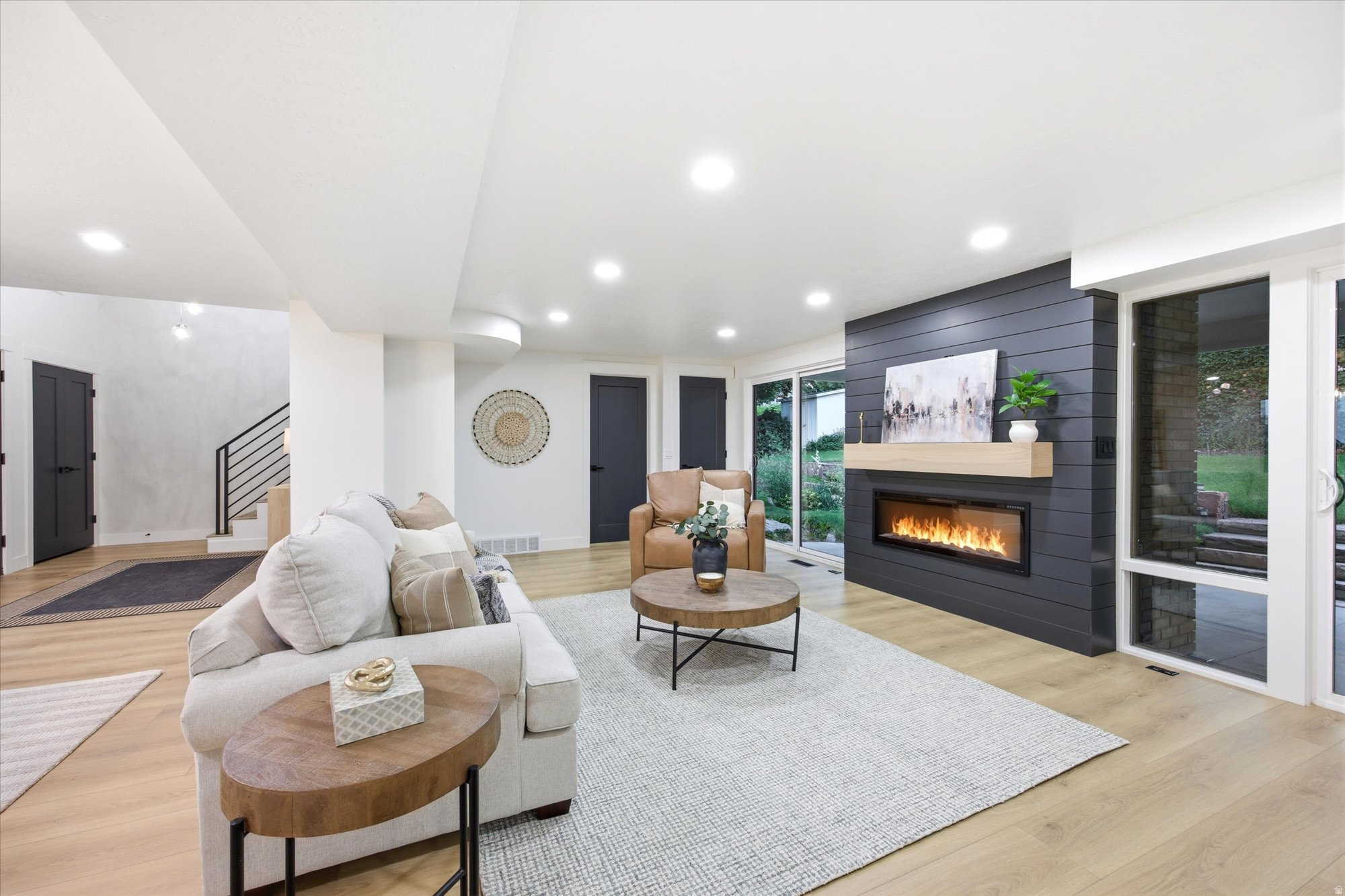 RIVIERA HEIGHTS #8 - Residential