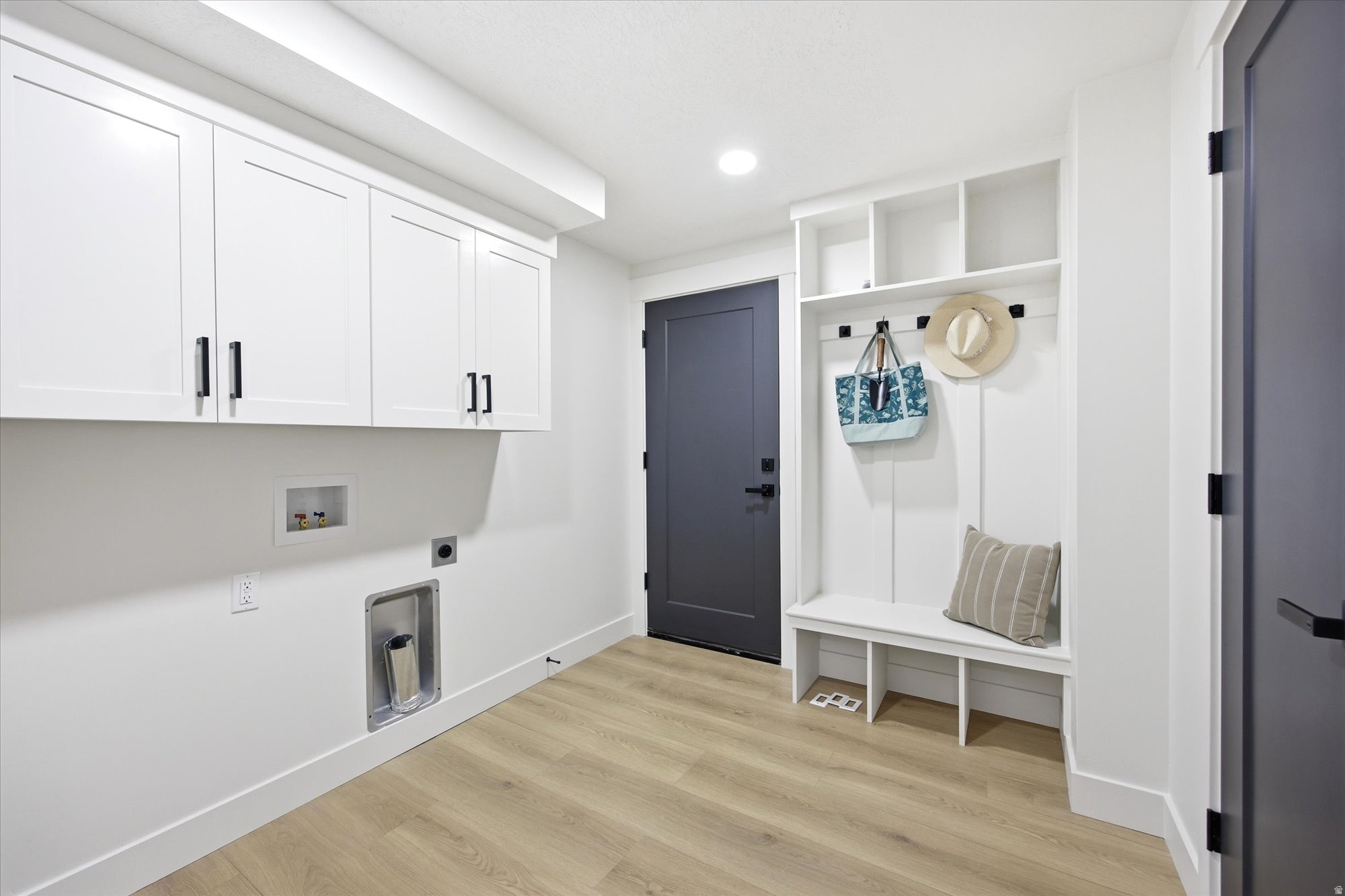 RIVIERA HEIGHTS #8 - Residential