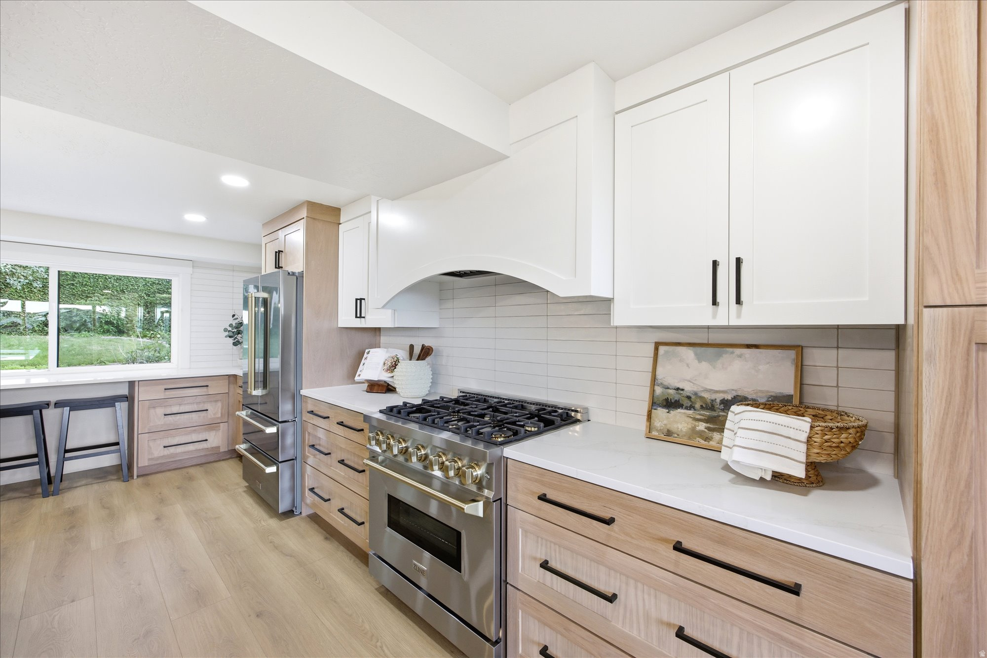 RIVIERA HEIGHTS #8 - Residential