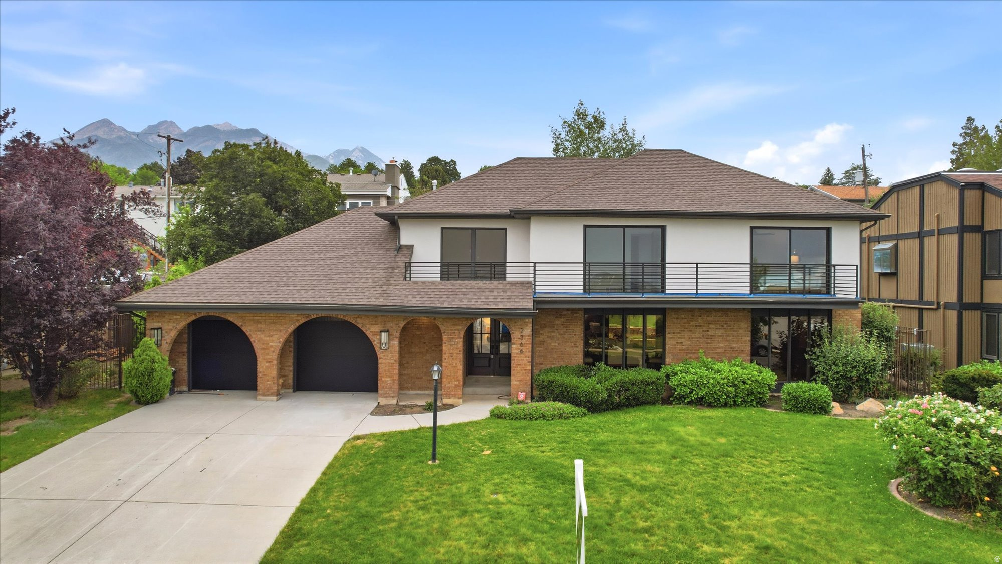 RIVIERA HEIGHTS #8 - Residential