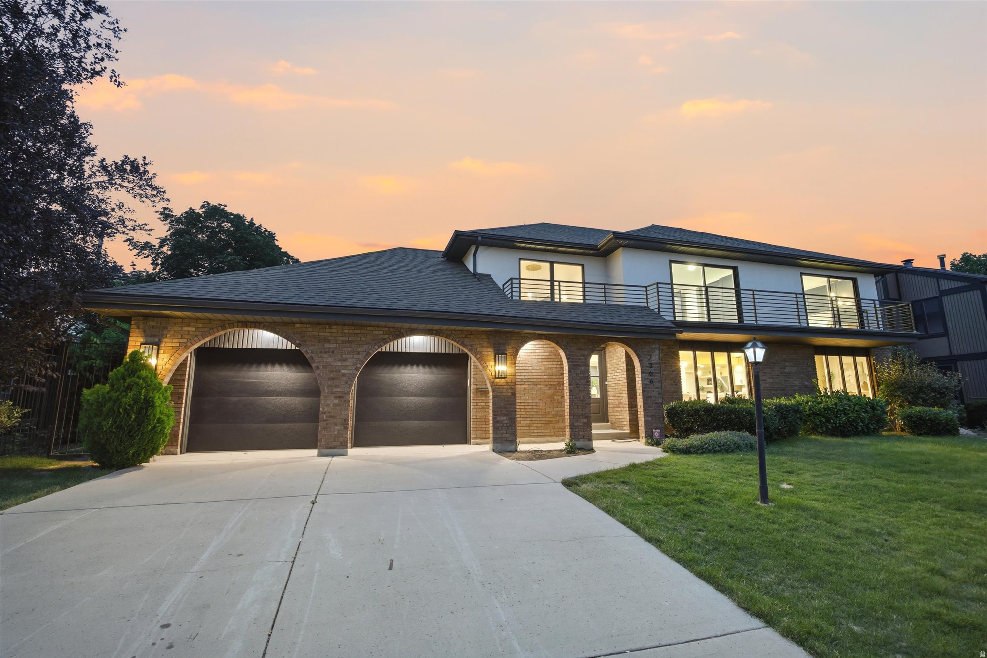 RIVIERA HEIGHTS #8 - Residential