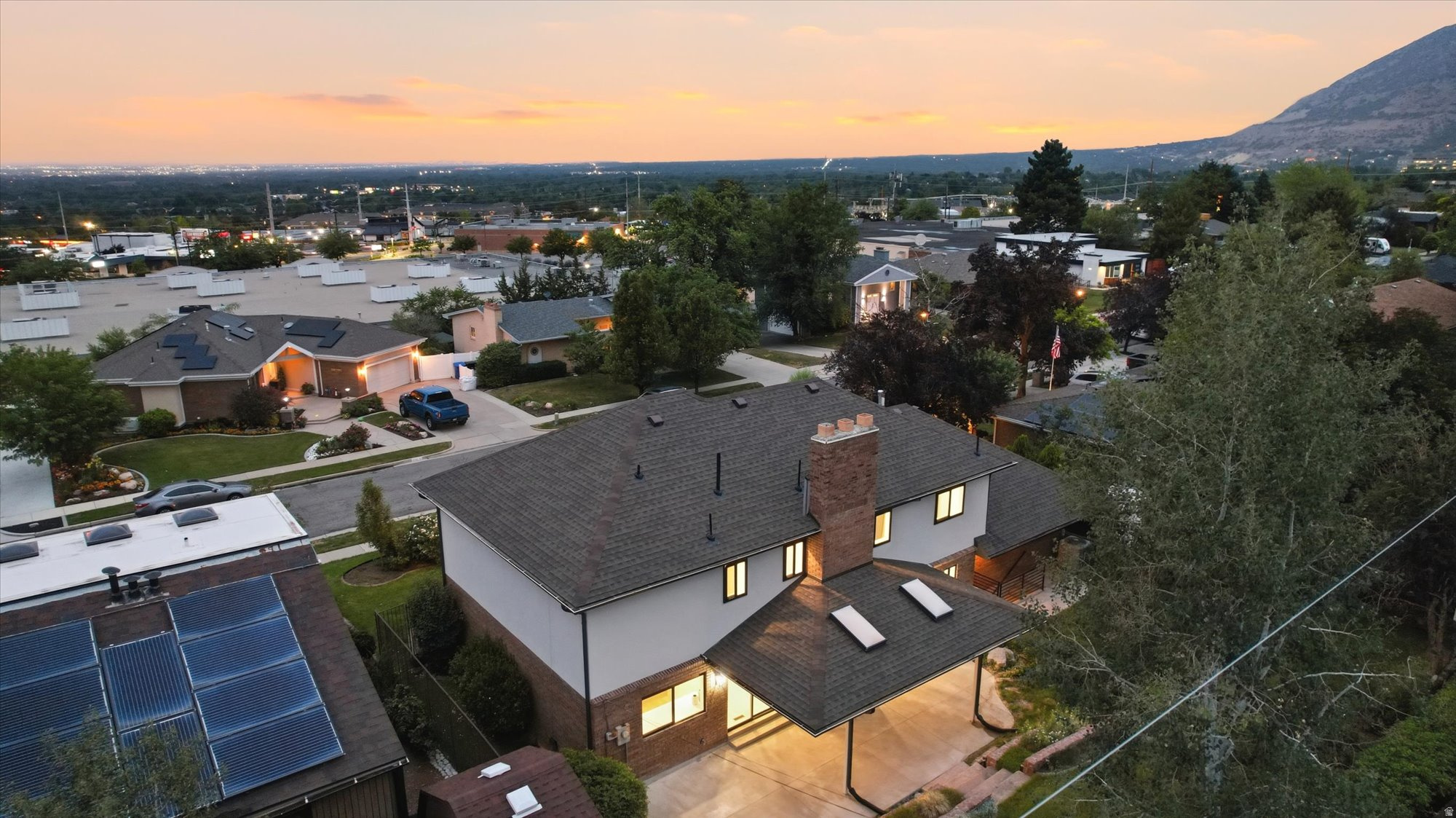 RIVIERA HEIGHTS #8 - Residential