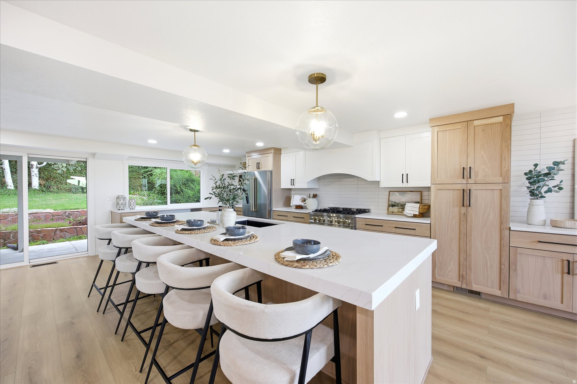RIVIERA HEIGHTS #8 - Residential