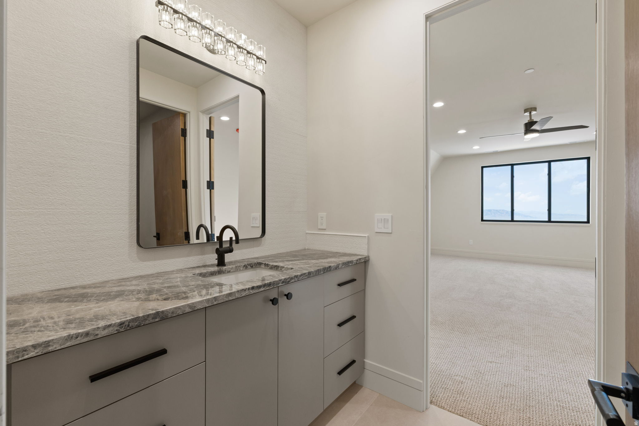 THOUSAND OAKS - Residential