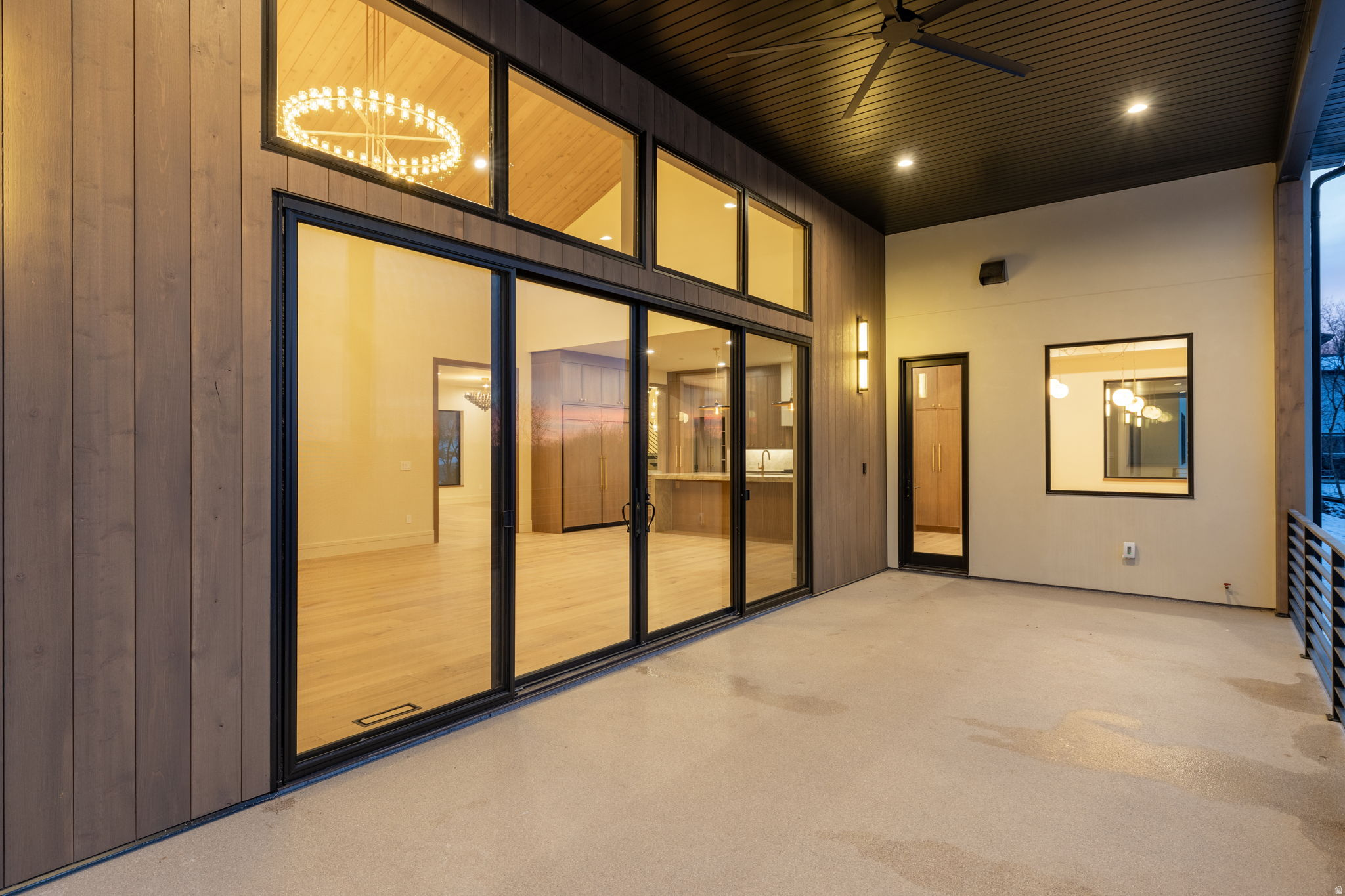 THOUSAND OAKS - Residential