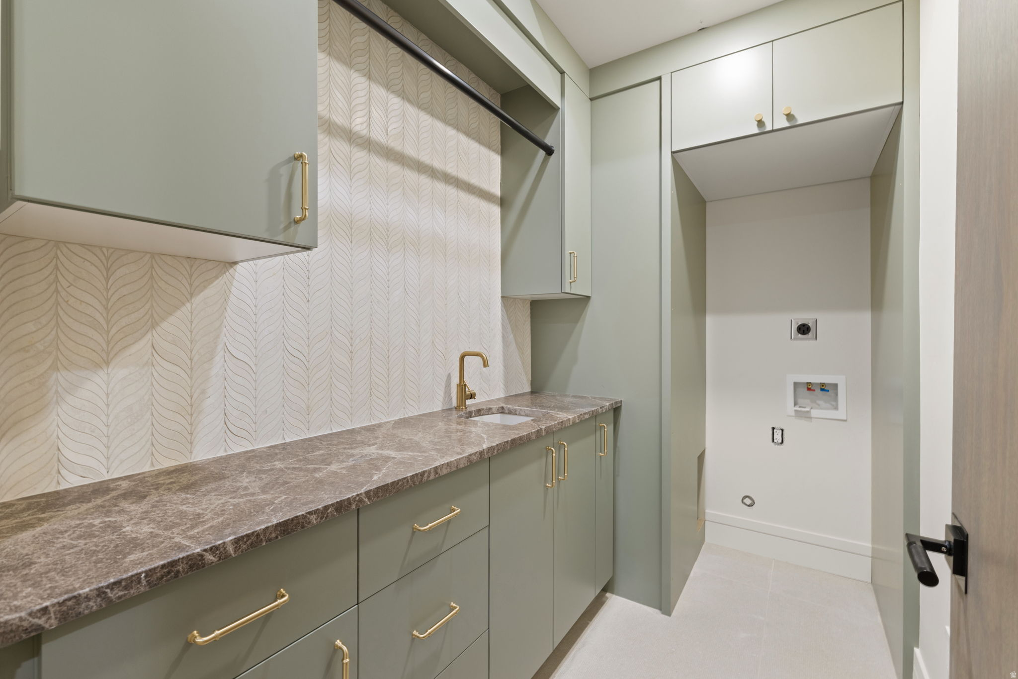 THOUSAND OAKS - Residential