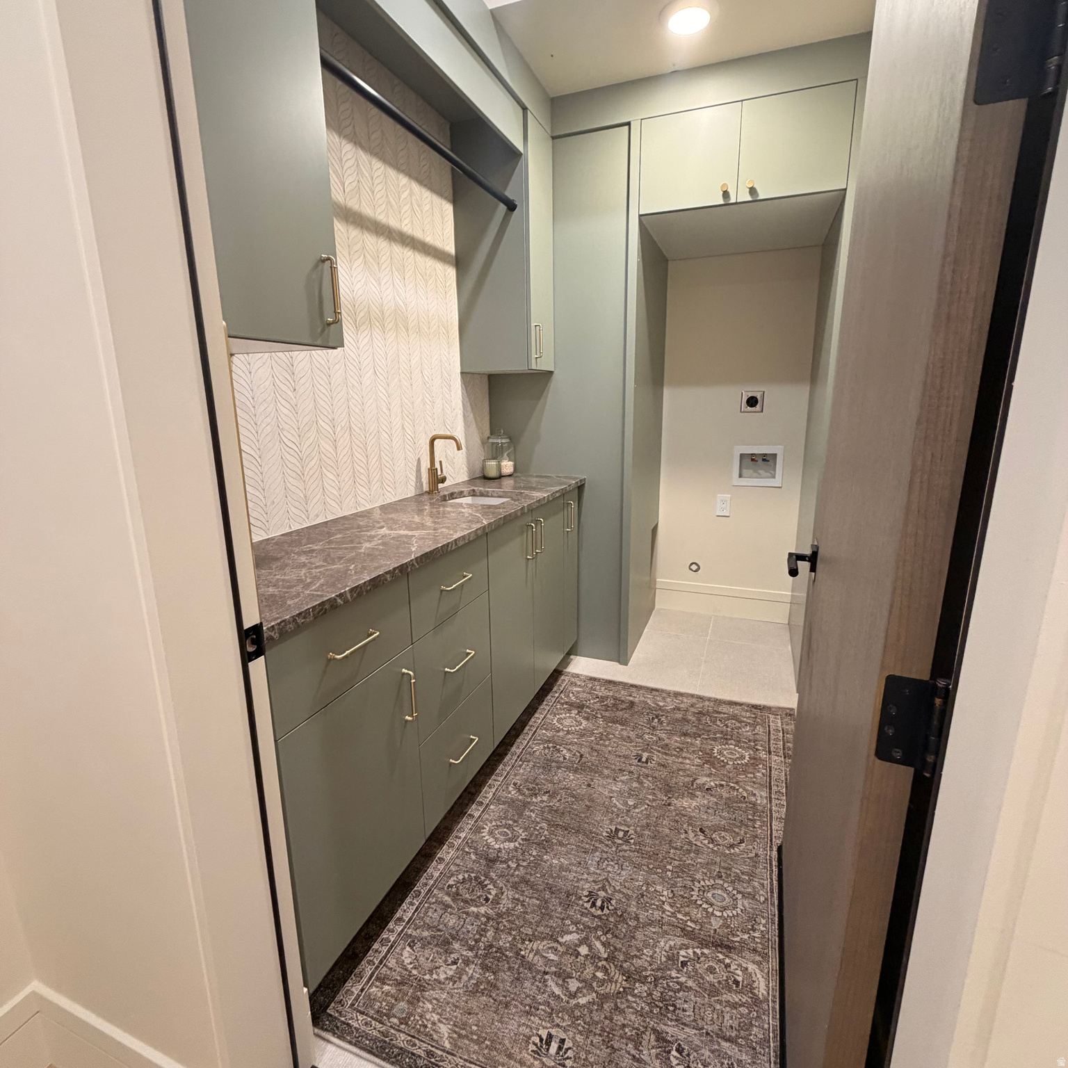 THOUSAND OAKS - Residential