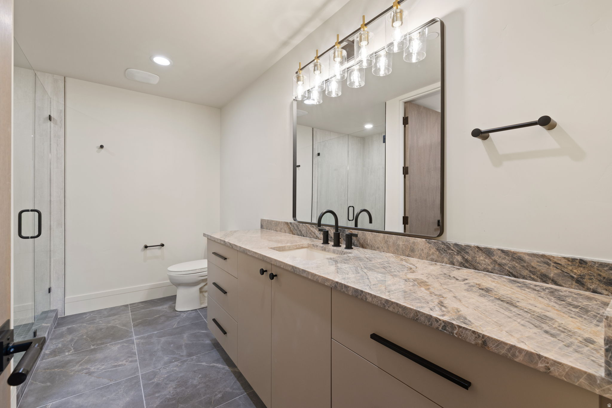 THOUSAND OAKS - Residential