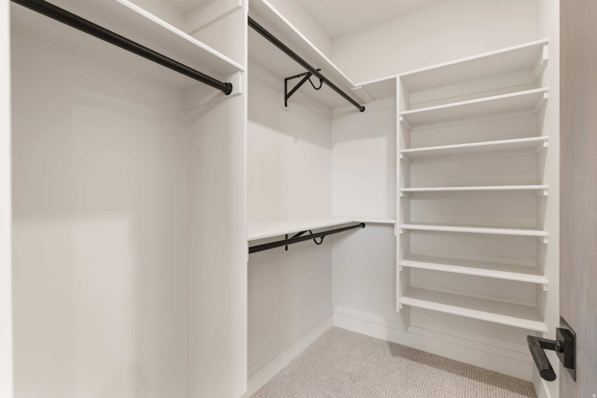 THOUSAND OAKS - Residential