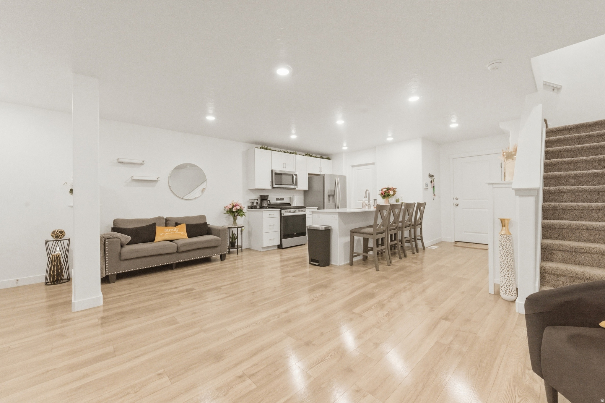 LITTLEVALLEYGATEWAY - Residential