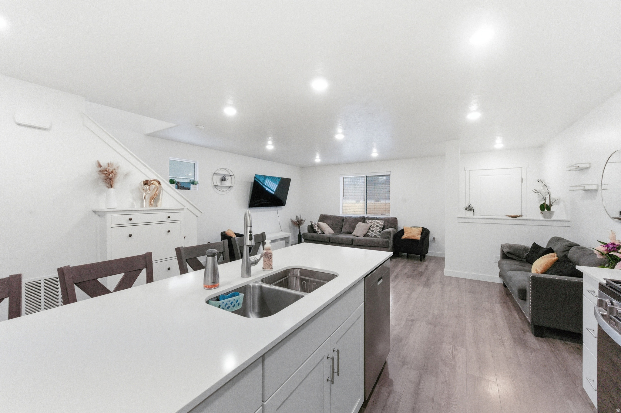 LITTLEVALLEYGATEWAY - Residential
