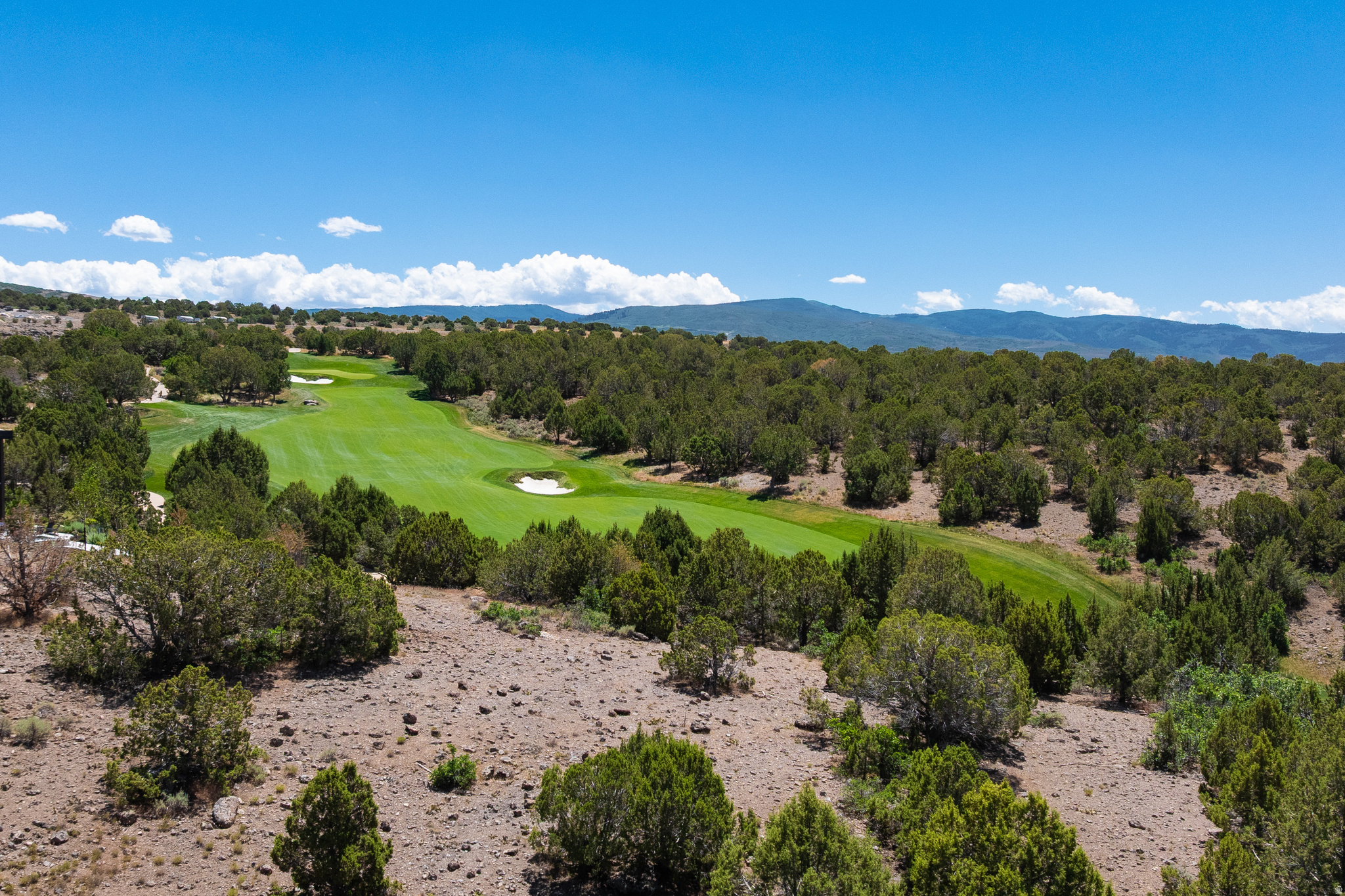 RED LEDGES - Land