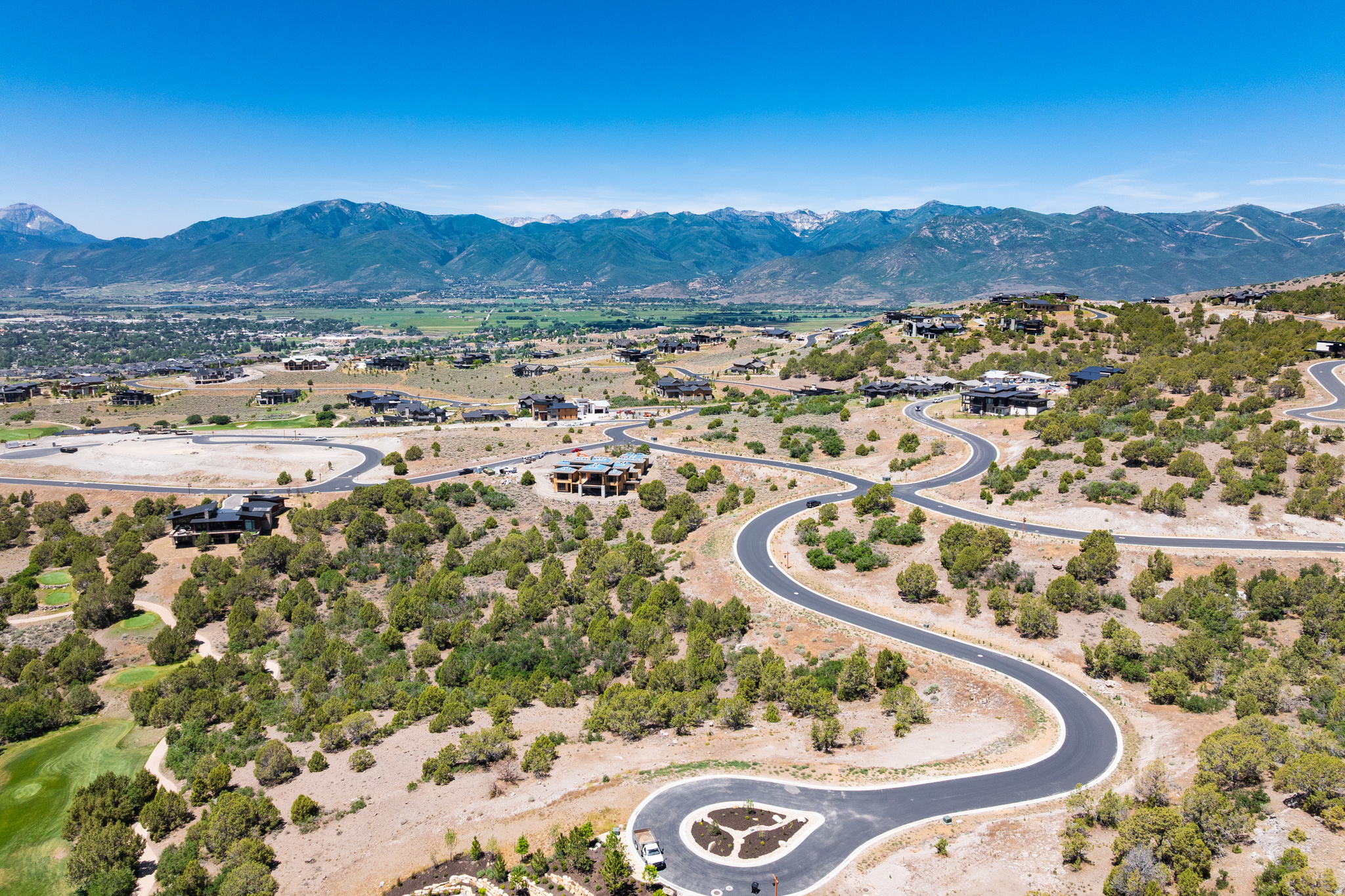 RED LEDGES - Land