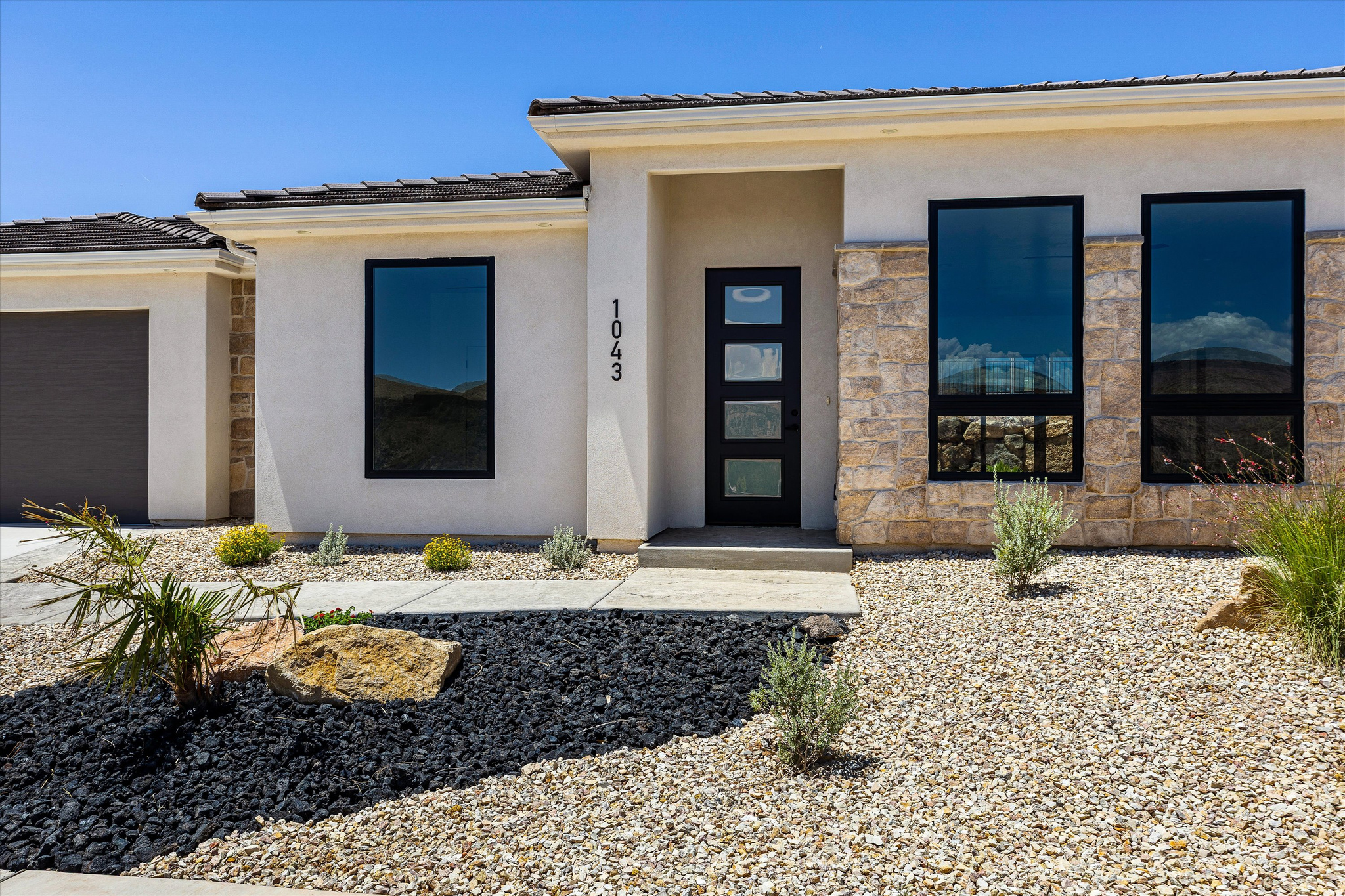 FALCON RIDGE PH 4 - Residential