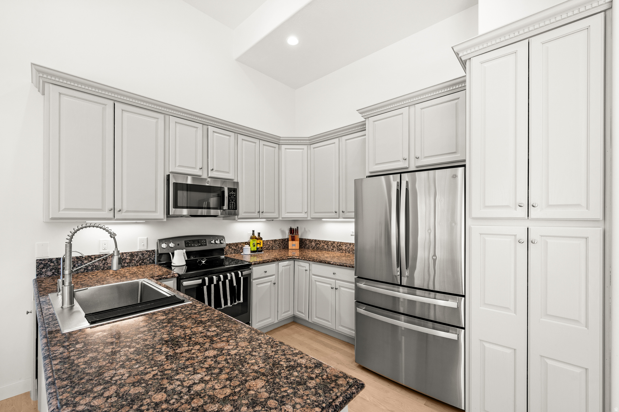SKY PINES OF HOLLADAY - Residential