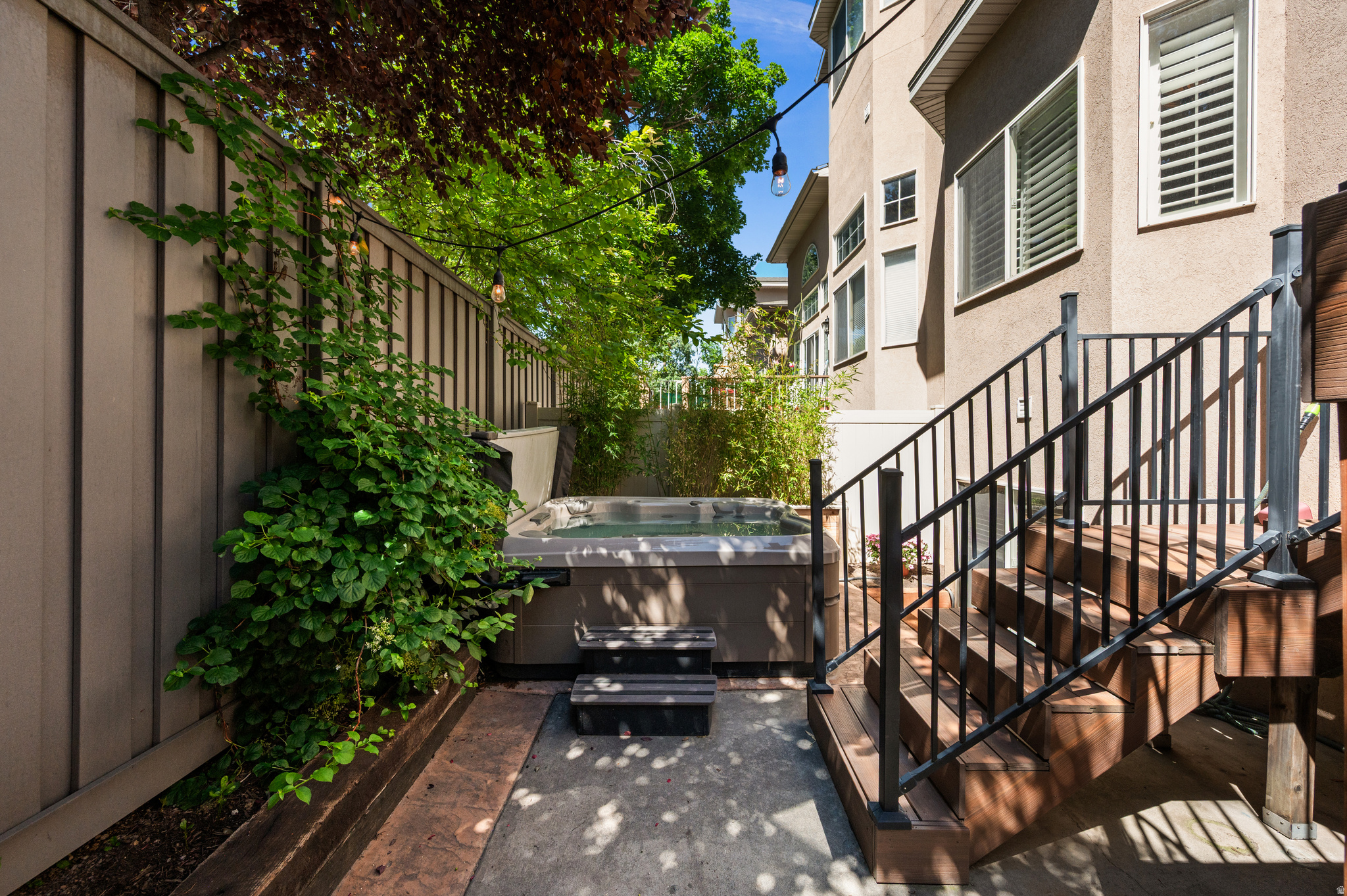 SKY PINES OF HOLLADAY - Residential