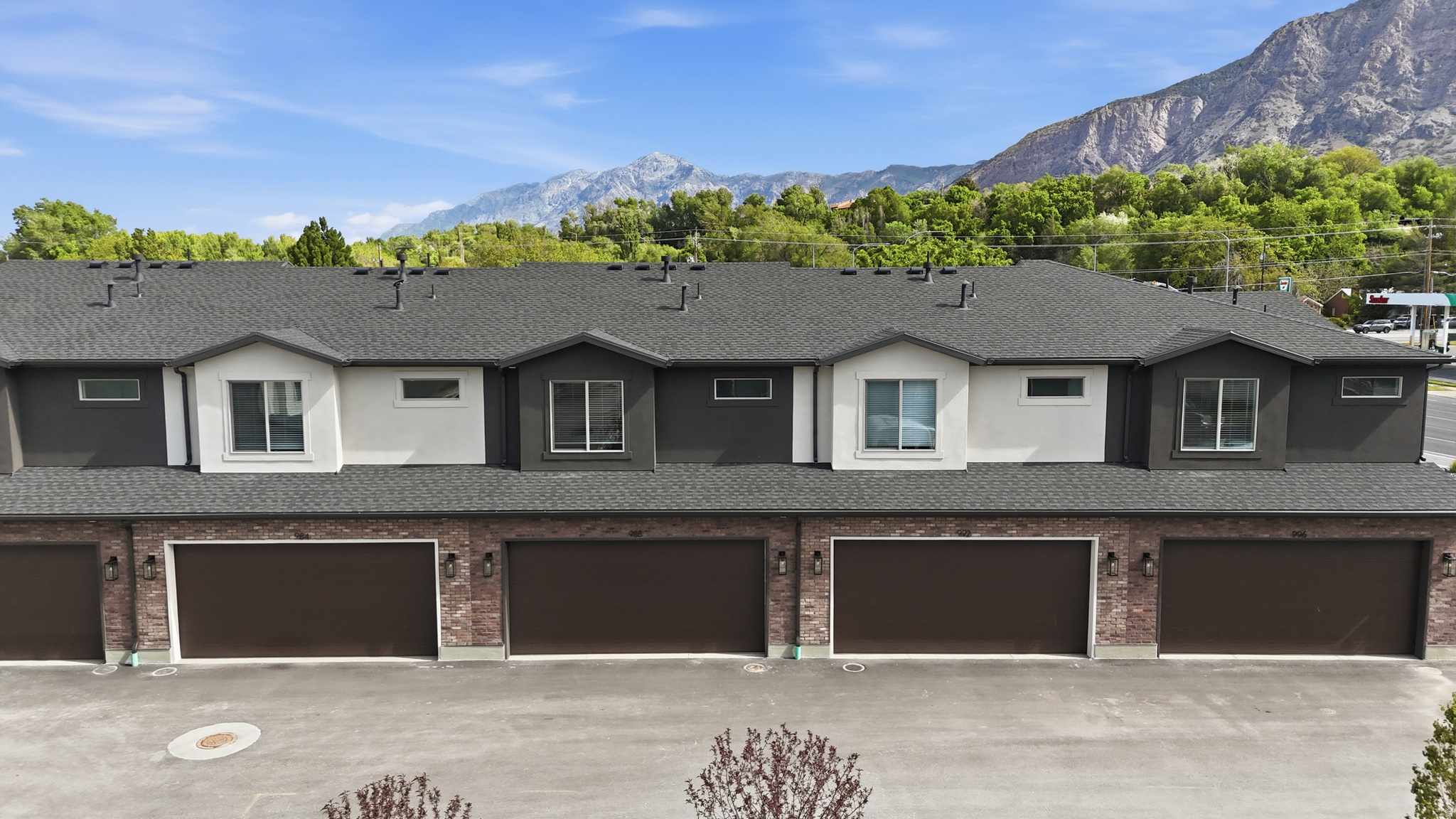 DYLANS TOWNHOMES - Residential
