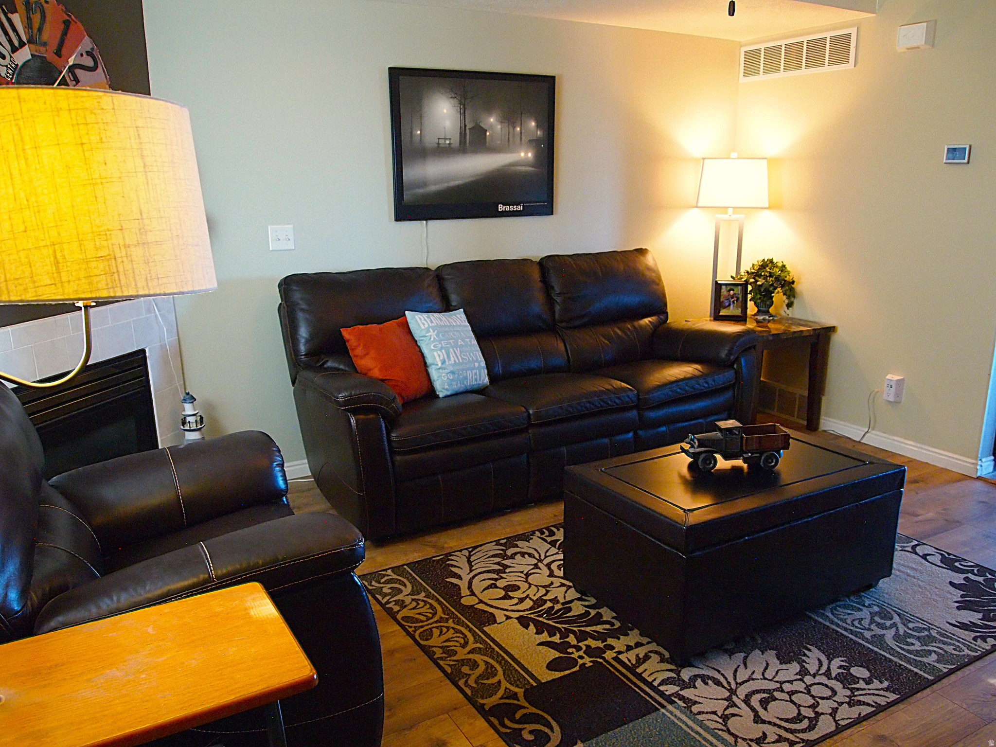HARBOR VILLAGE - Residential