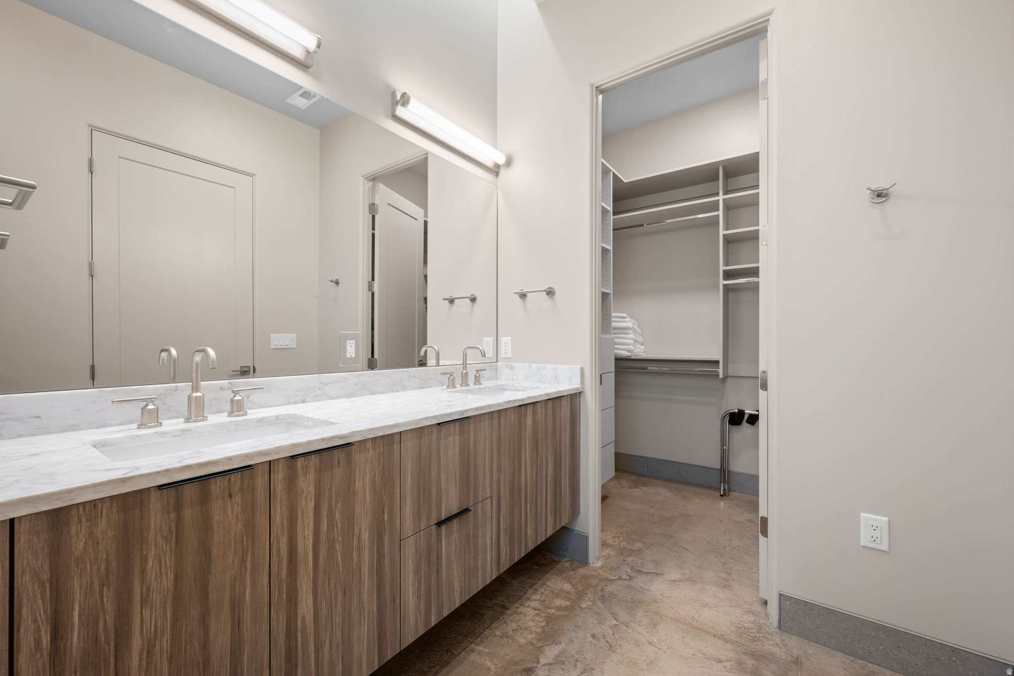 SHINAVA RIDGE - Residential