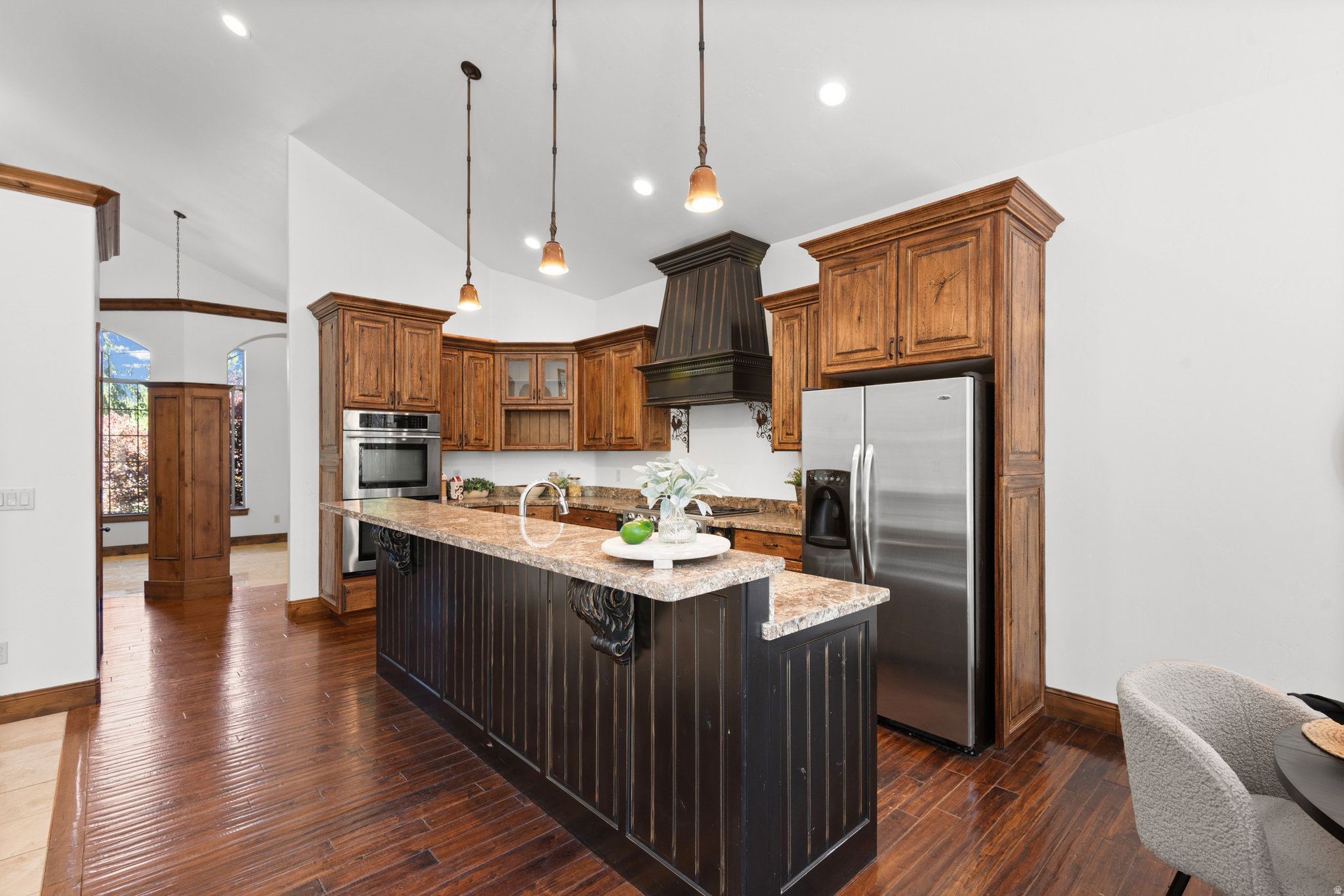 CRESCENT HOLLOW - Residential