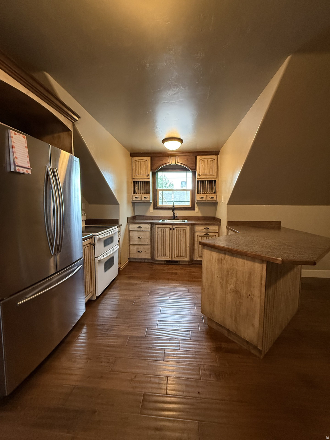 CAROLINE - Residential
