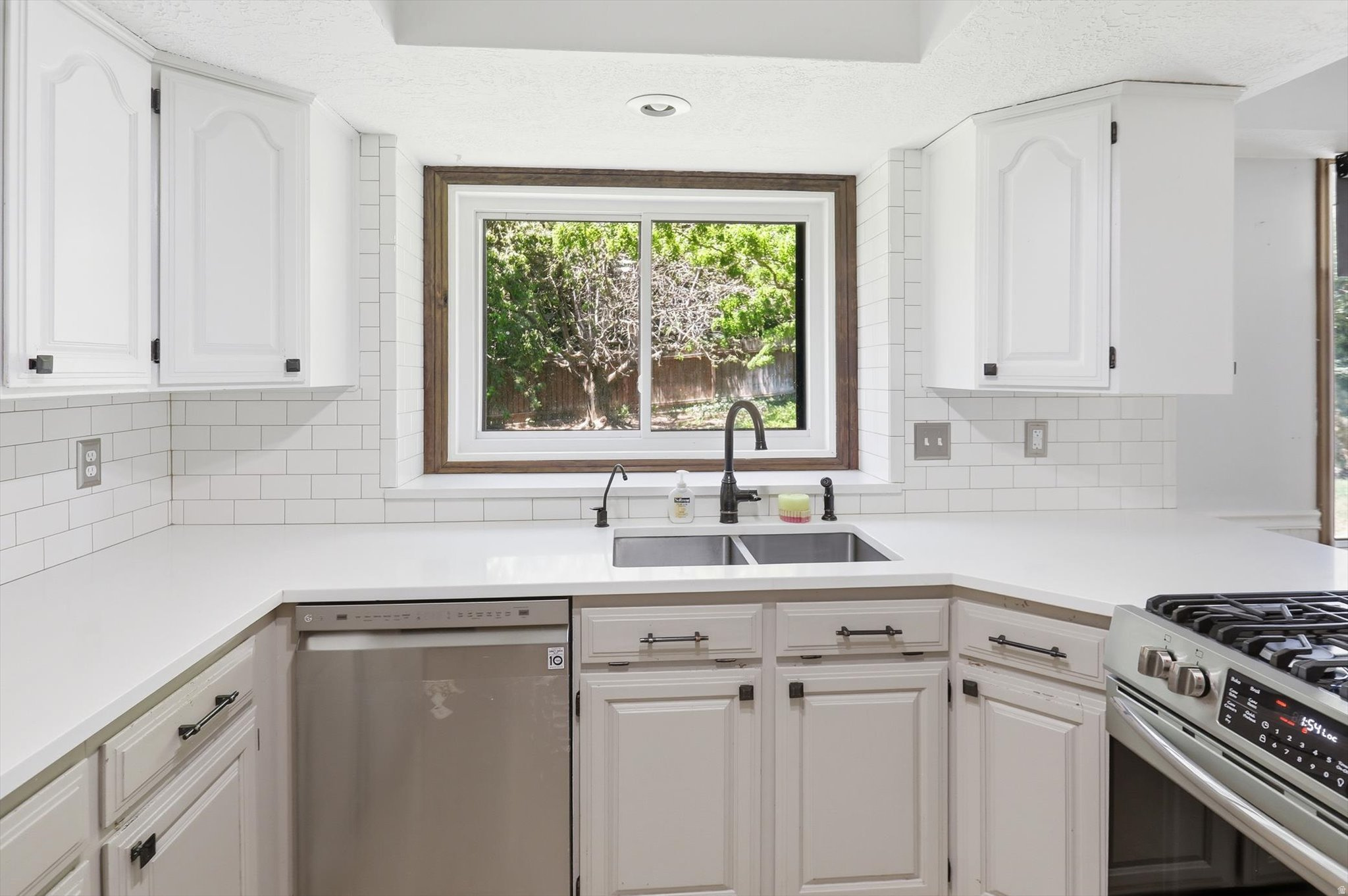 PLEASANT VALLEY - Residential