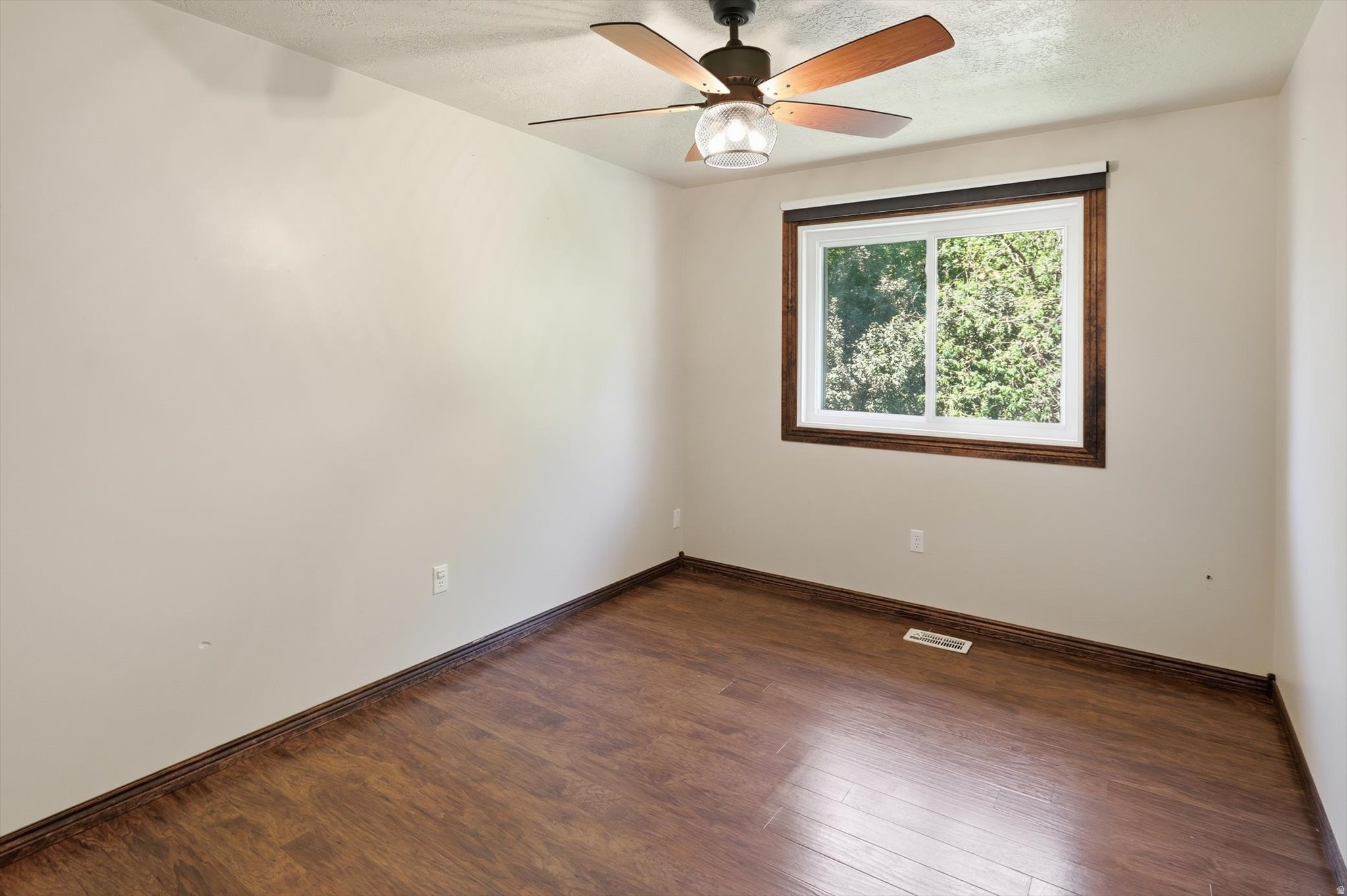 PLEASANT VALLEY - Residential